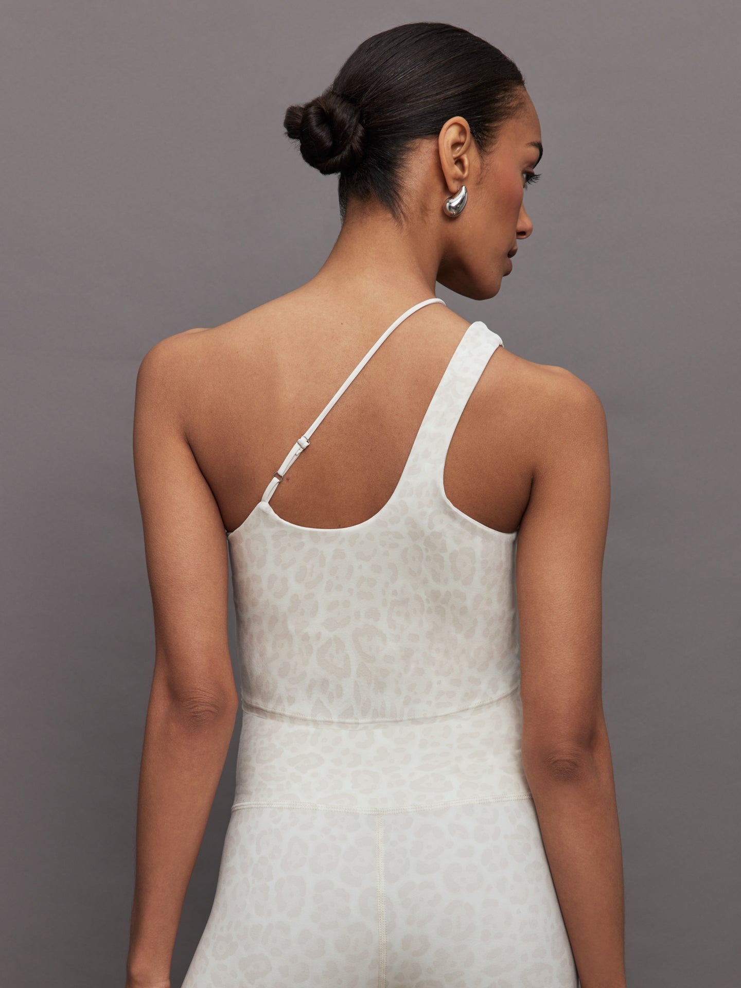 Carbon38 | One Shoulder Convertible Tank in Melt | Snow Leopard