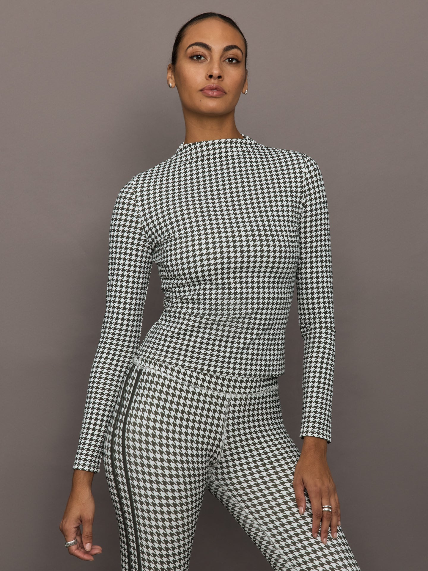 Houndstooth Mock Neck Top | Ivory / Faded Black
