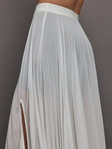 Close up of waistband and pleat detail on Mesh Pleated Skirt Ivory.