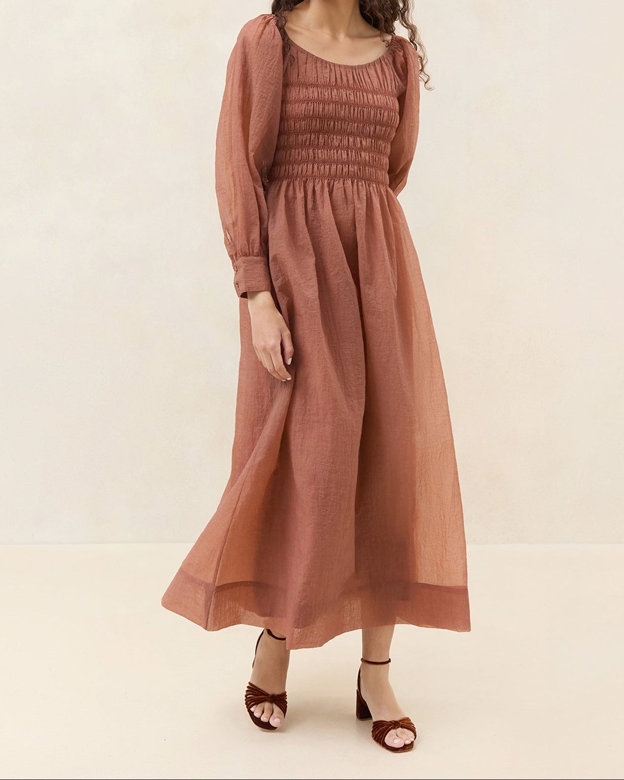 Color: Brown