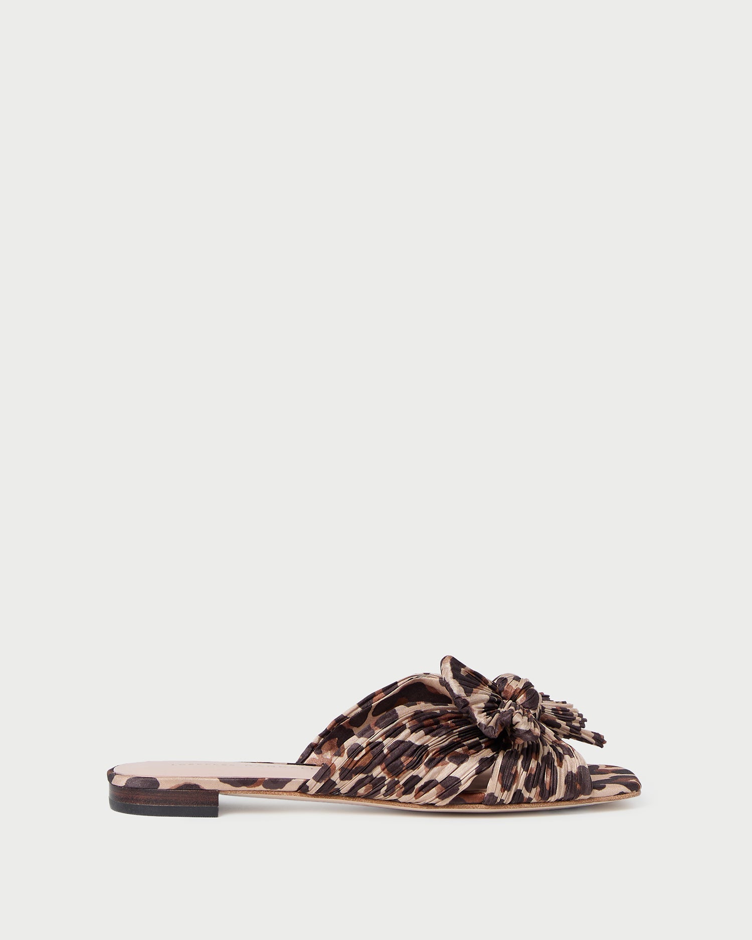 Color: Leopard