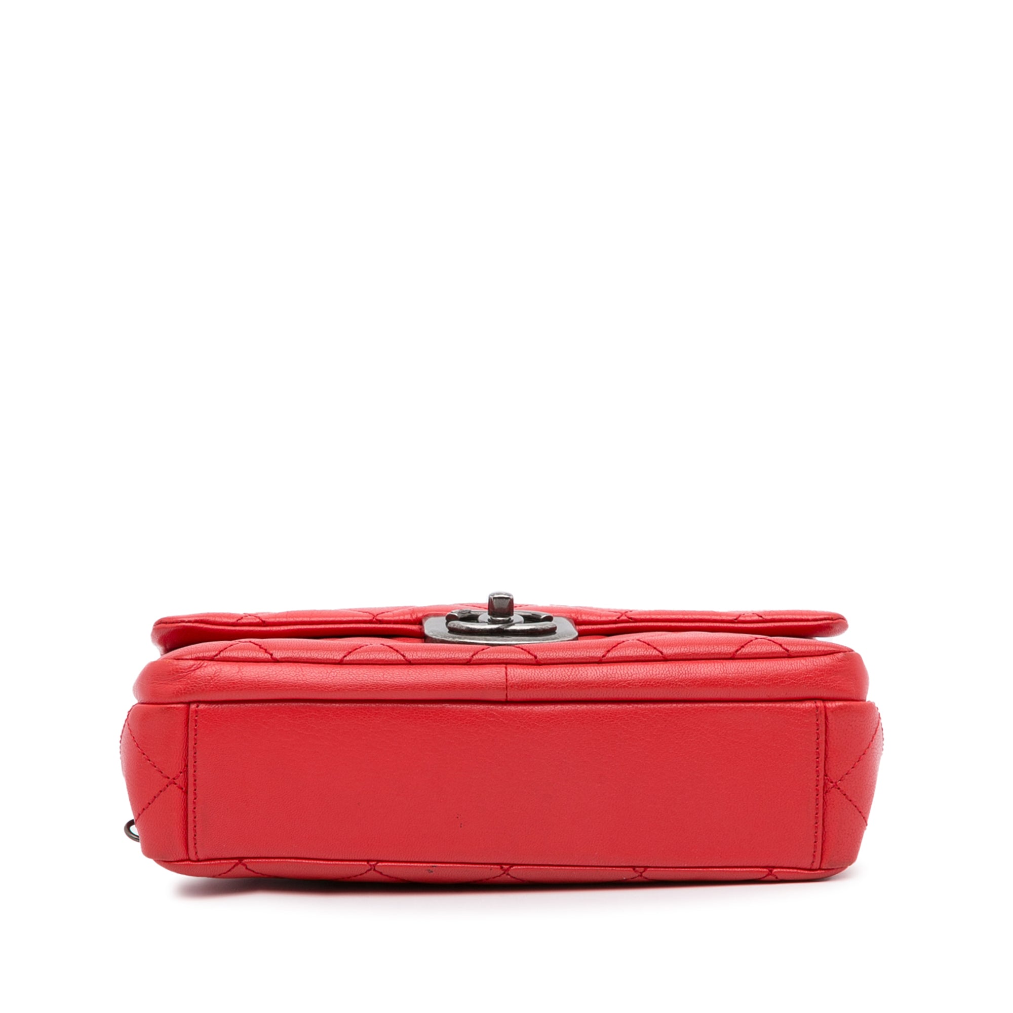 Chanel | Pre-Owned Small Quilted Goatskin Double Carry Waist Chain Flap - I | Red