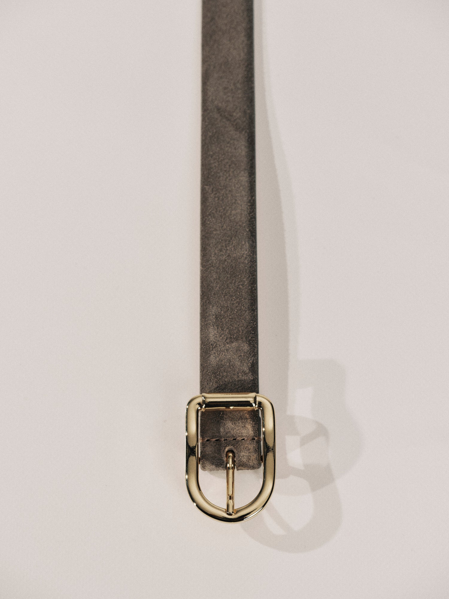 Mija Suede Belt | Light Grey & 24K Gold