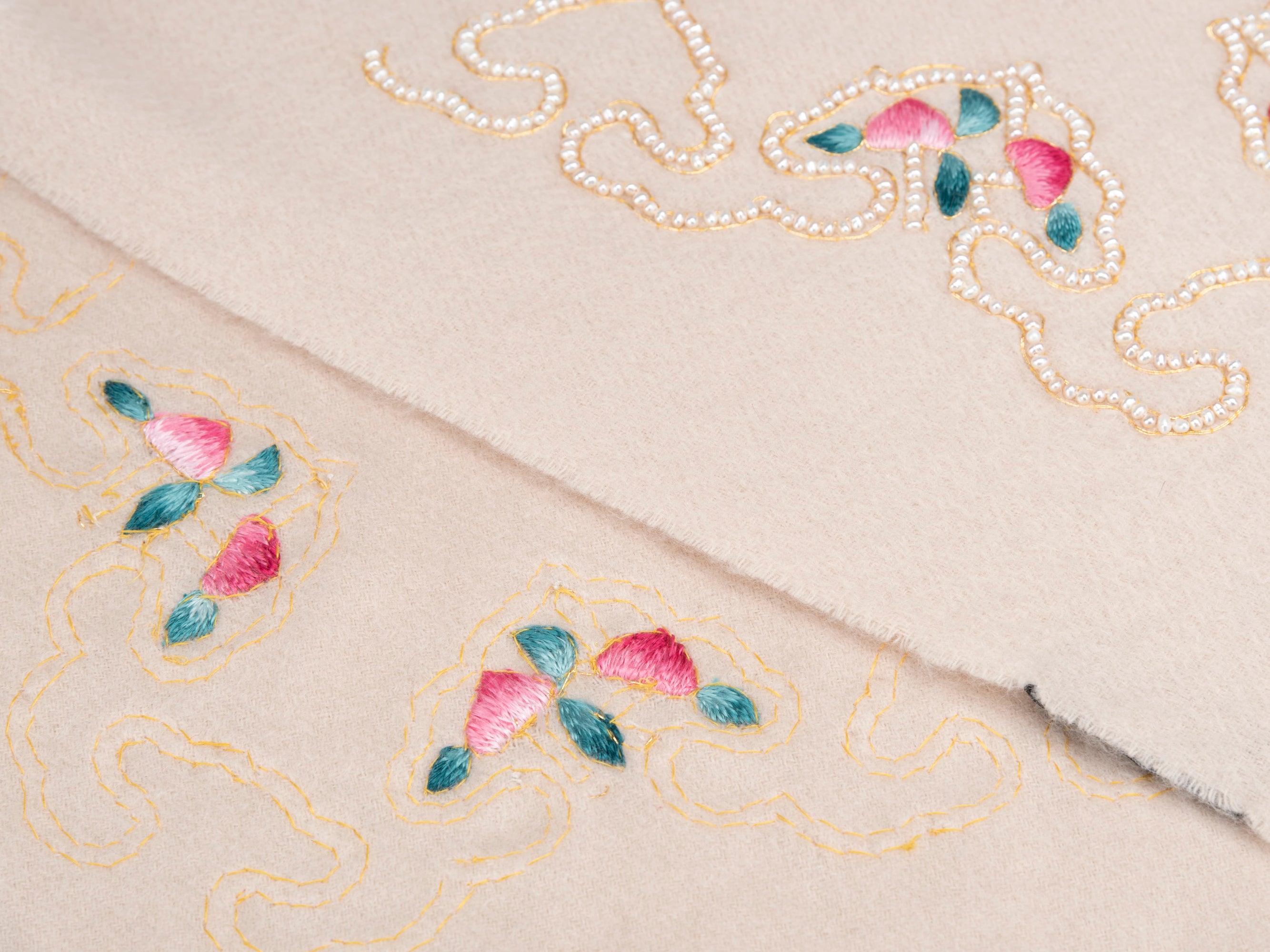 High Value Logo Scarf | Pink