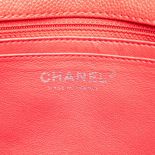 Chanel | Pre-Owned Jumbo Classic Caviar Single Flap | Red