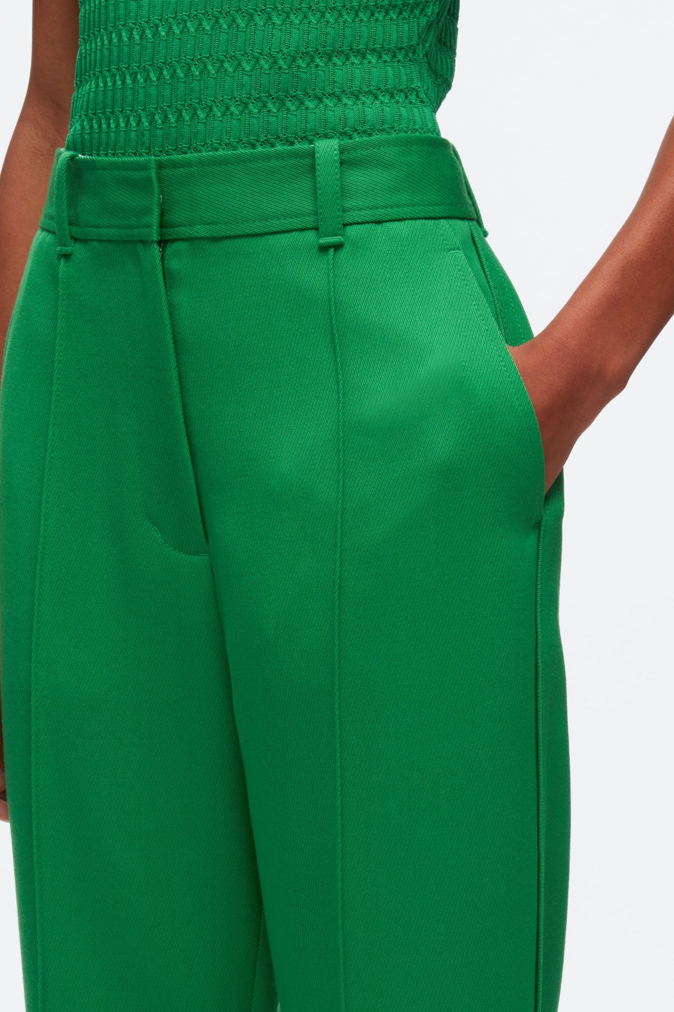 Cavalry Twill Carrot Trousers | Kelly Green