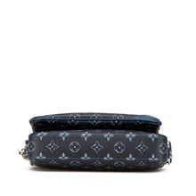 Louis Vuitton | Pre-Owned Monogram Gradient Trio Messenger | Blue/Navy
