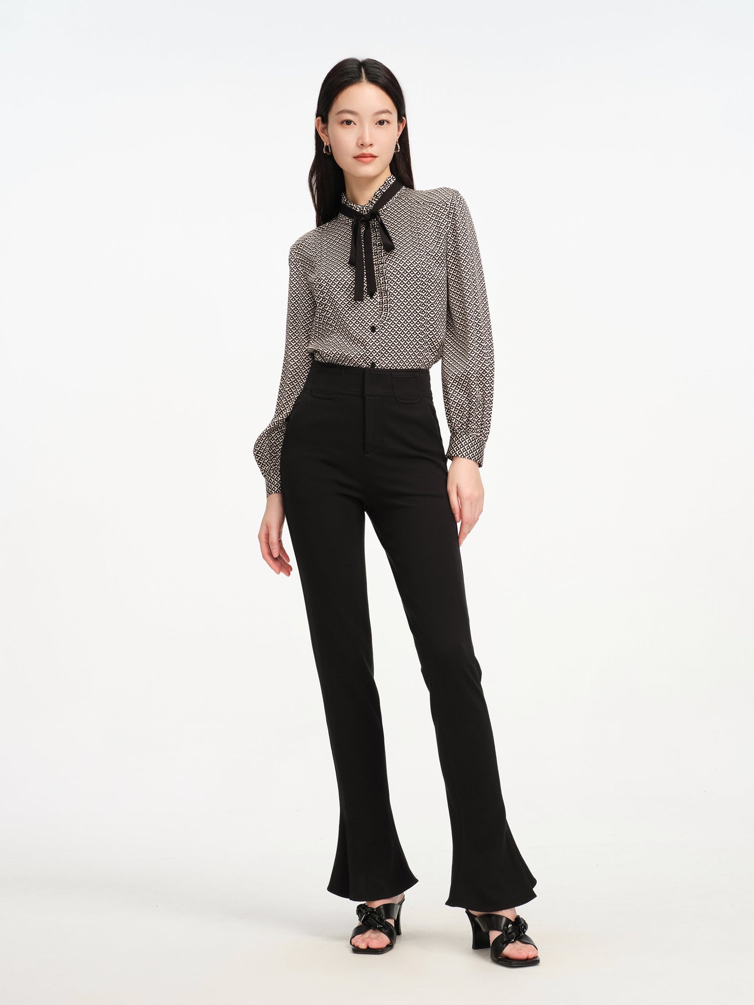 High-waisted Bootcut Pants | Black