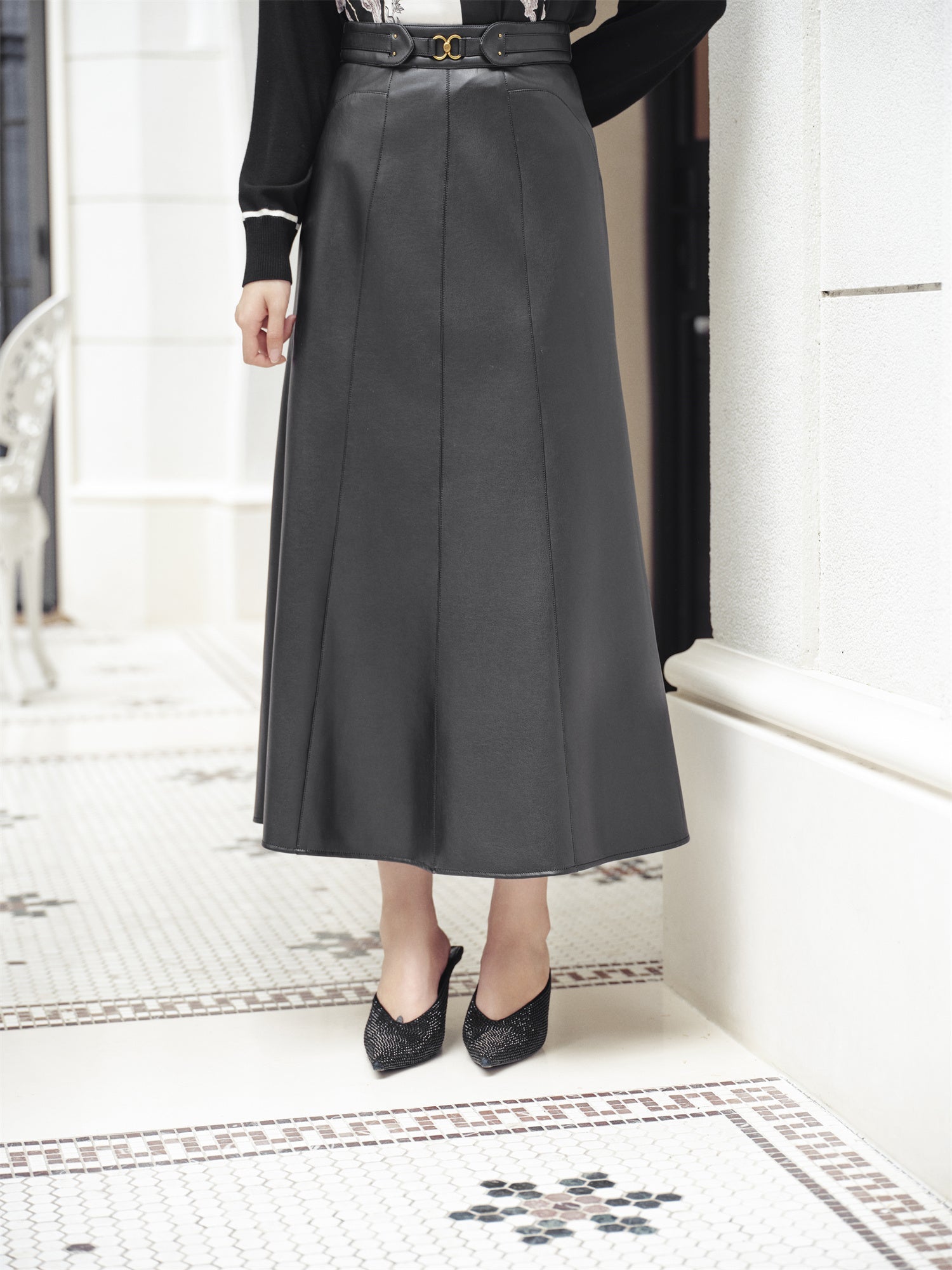 High-Waisted Leather Skirt | Black