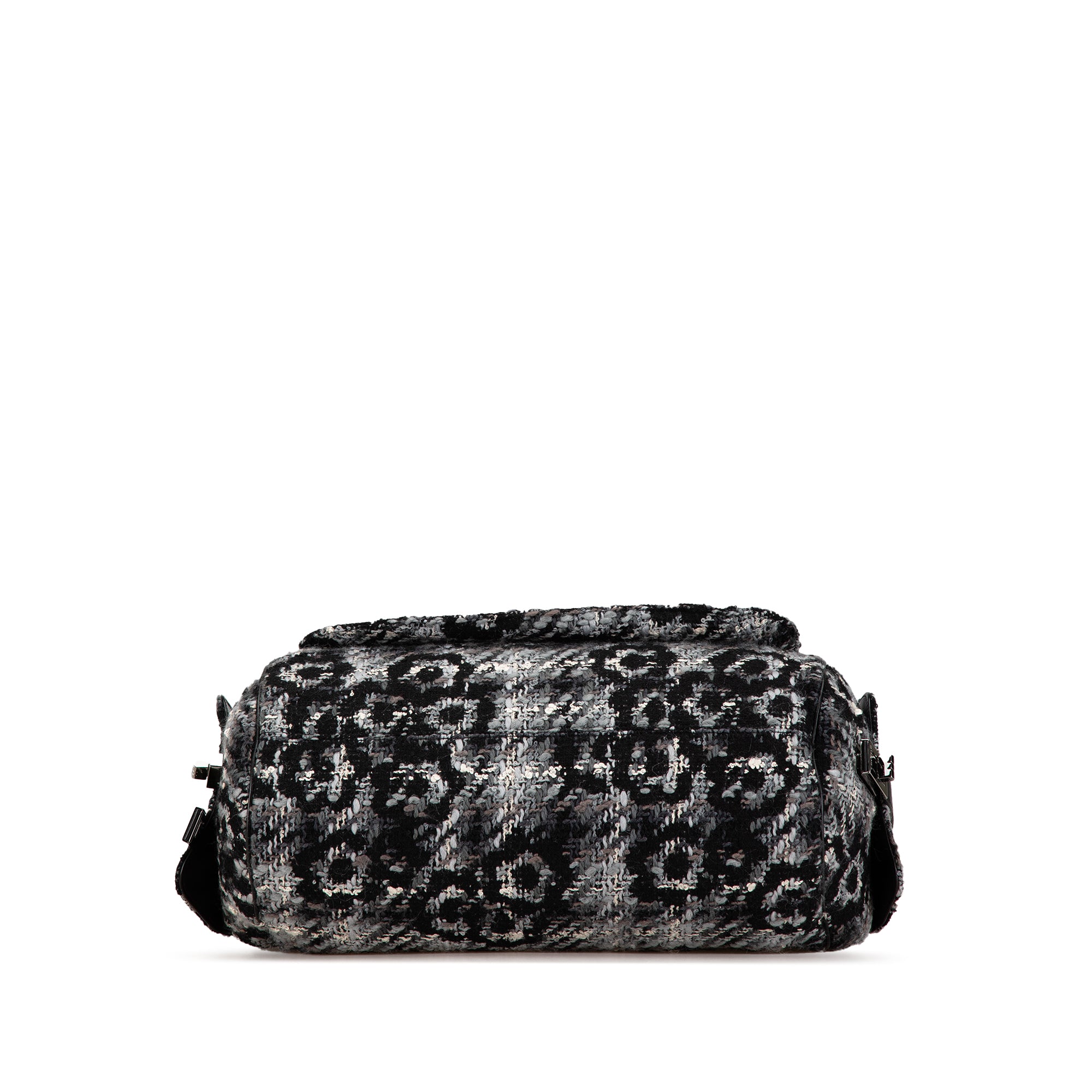 Chanel | Pre-Owned Tweed Camellia Shoulder Bag | GrayBlack