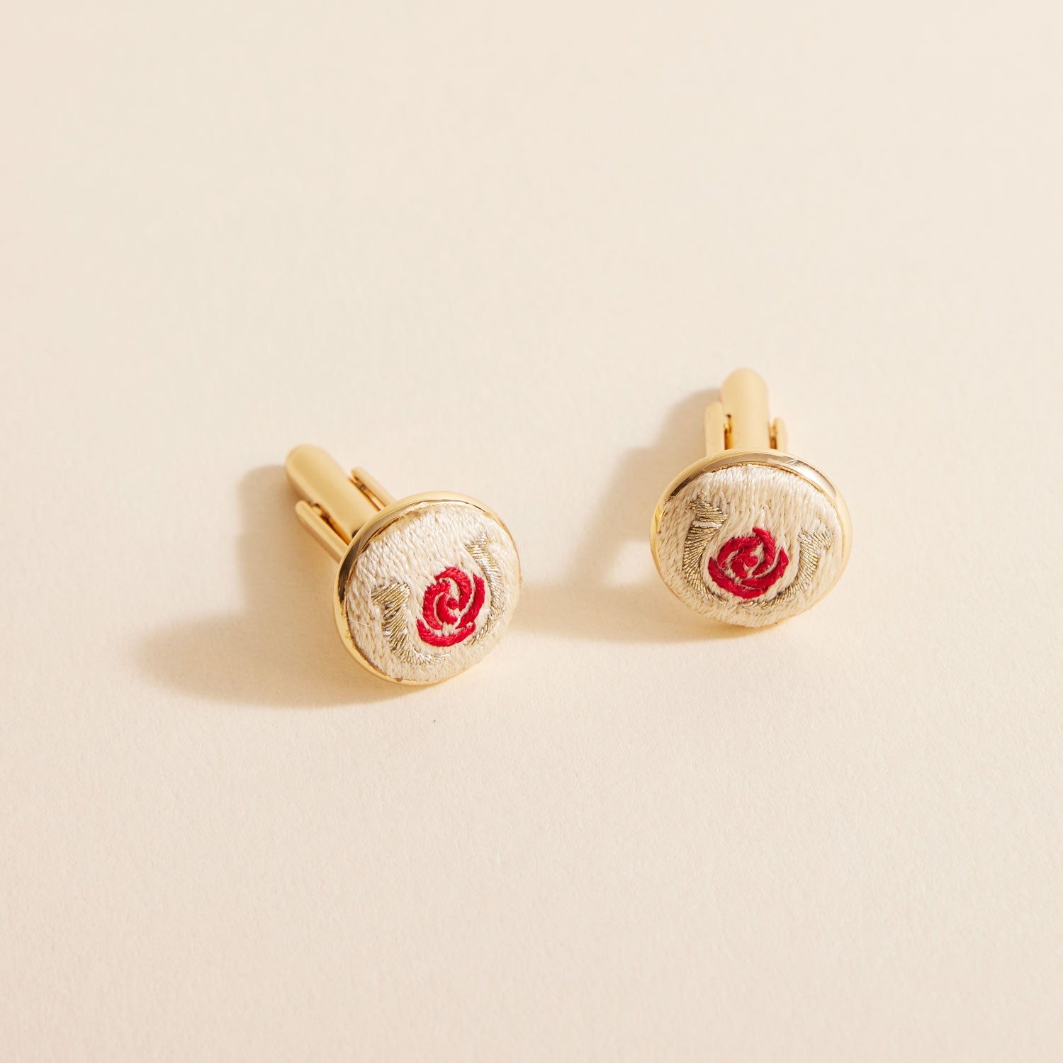 Kentucky Derby Cuff Links | Cream | 14K Gold Plated Brass