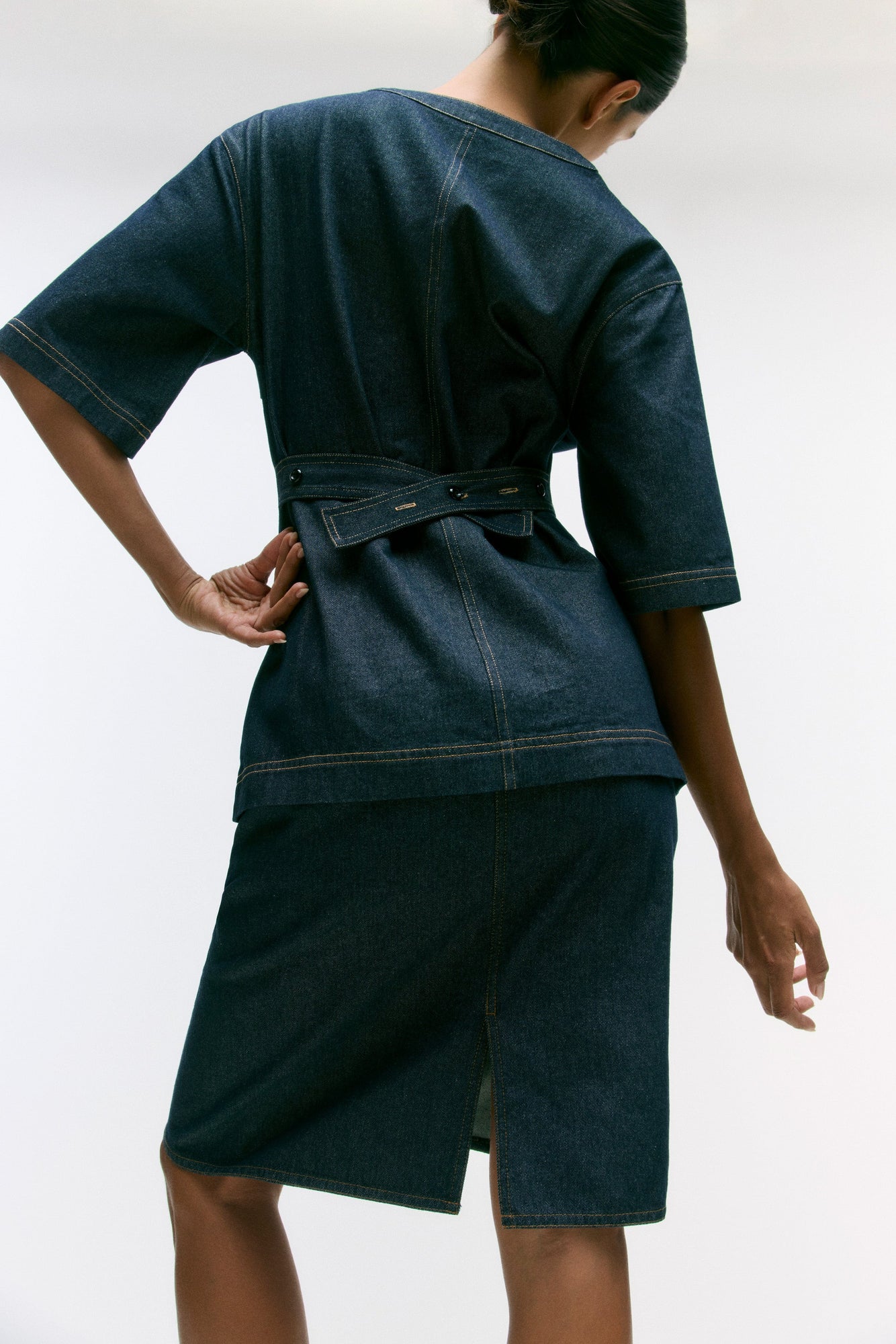Hayley | Johanna Knee-Length Denim Skirt in Size Small