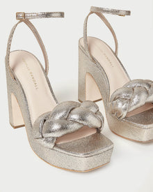 Color: Prosecco