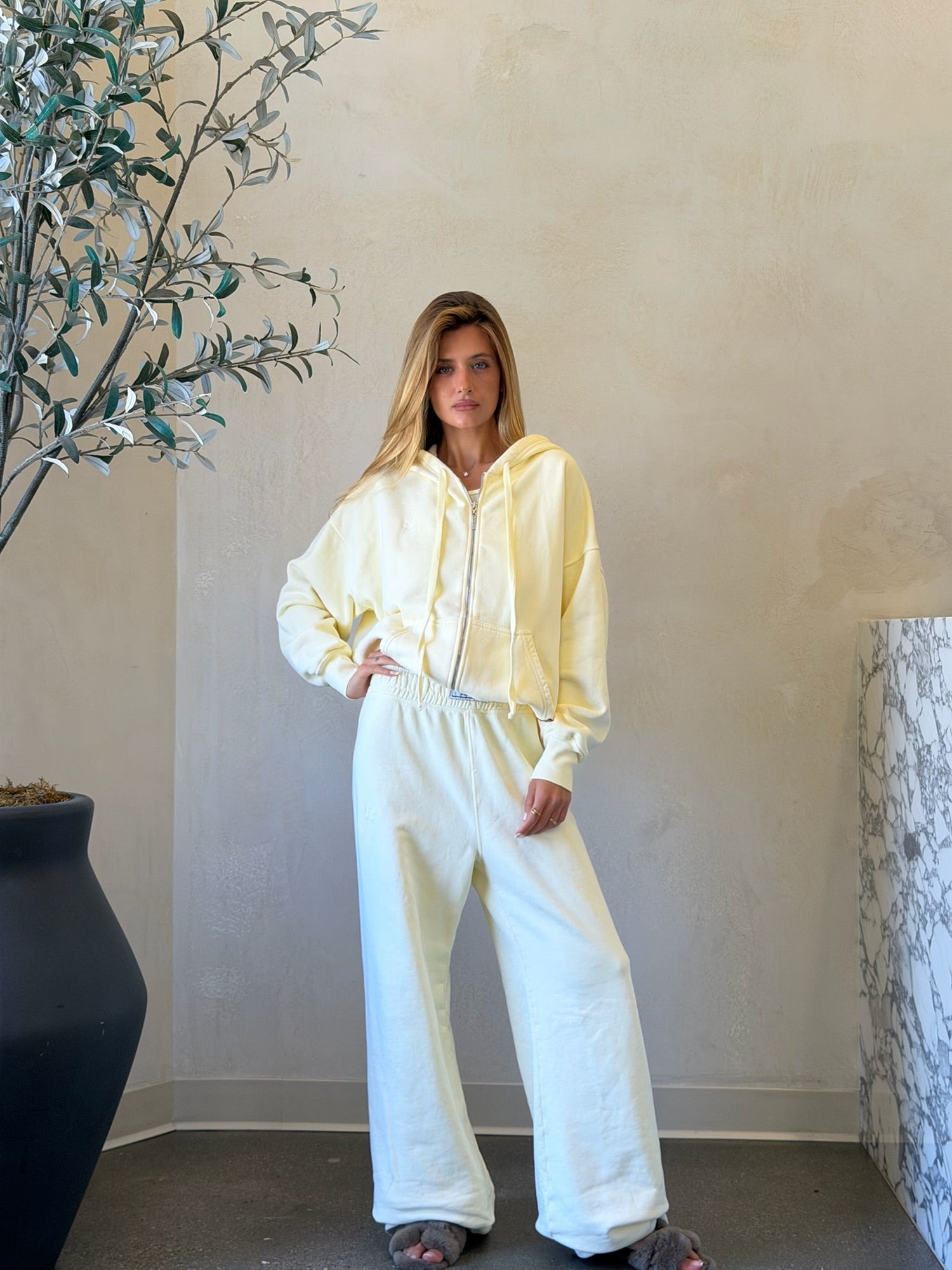 Women | Be Kind * Supreme Fleece HT Heritage Wide Leg Sweatpant | Sunwash