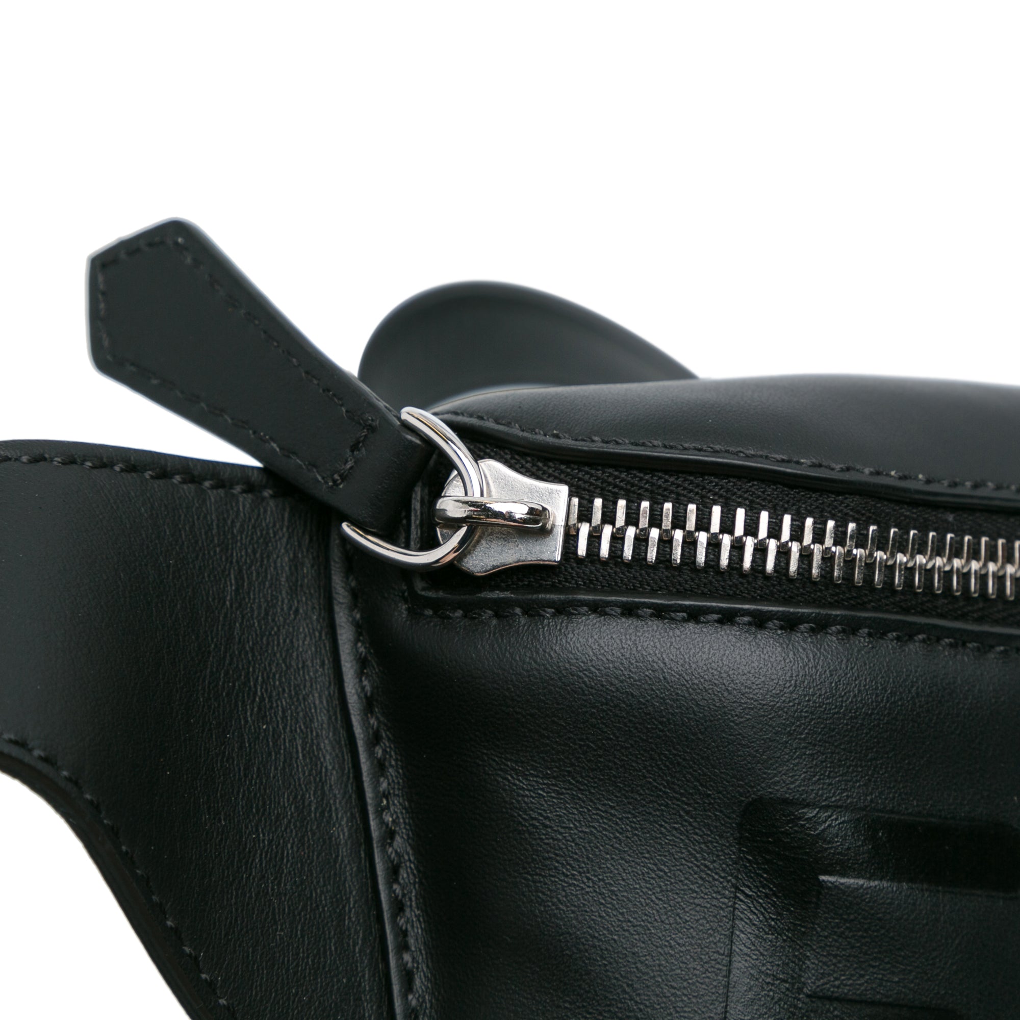 Fendi | Pre-Owned Fendi Logo Belt Bag | Black