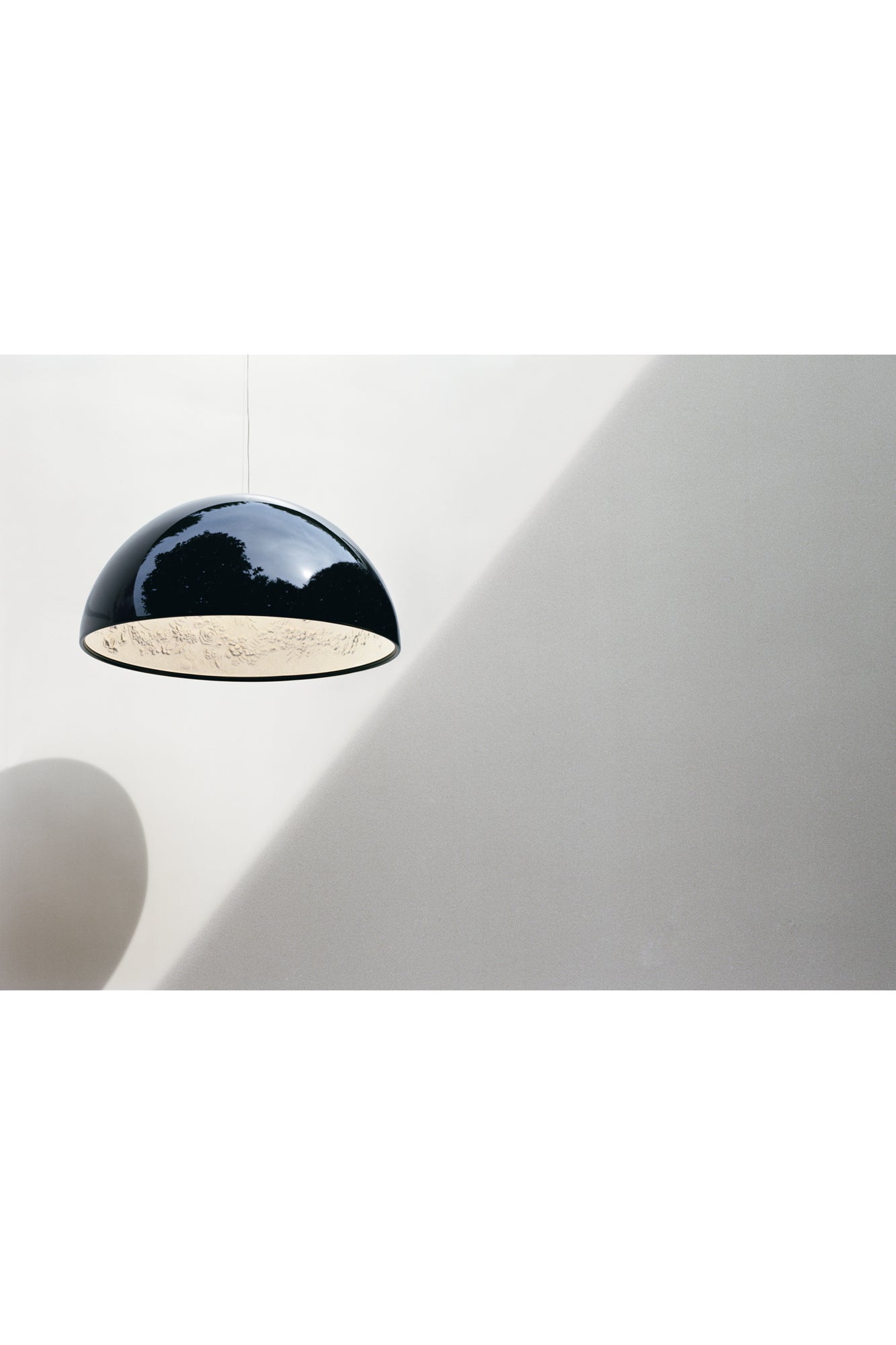 Skygarden Suspension 1 | Shiny Black