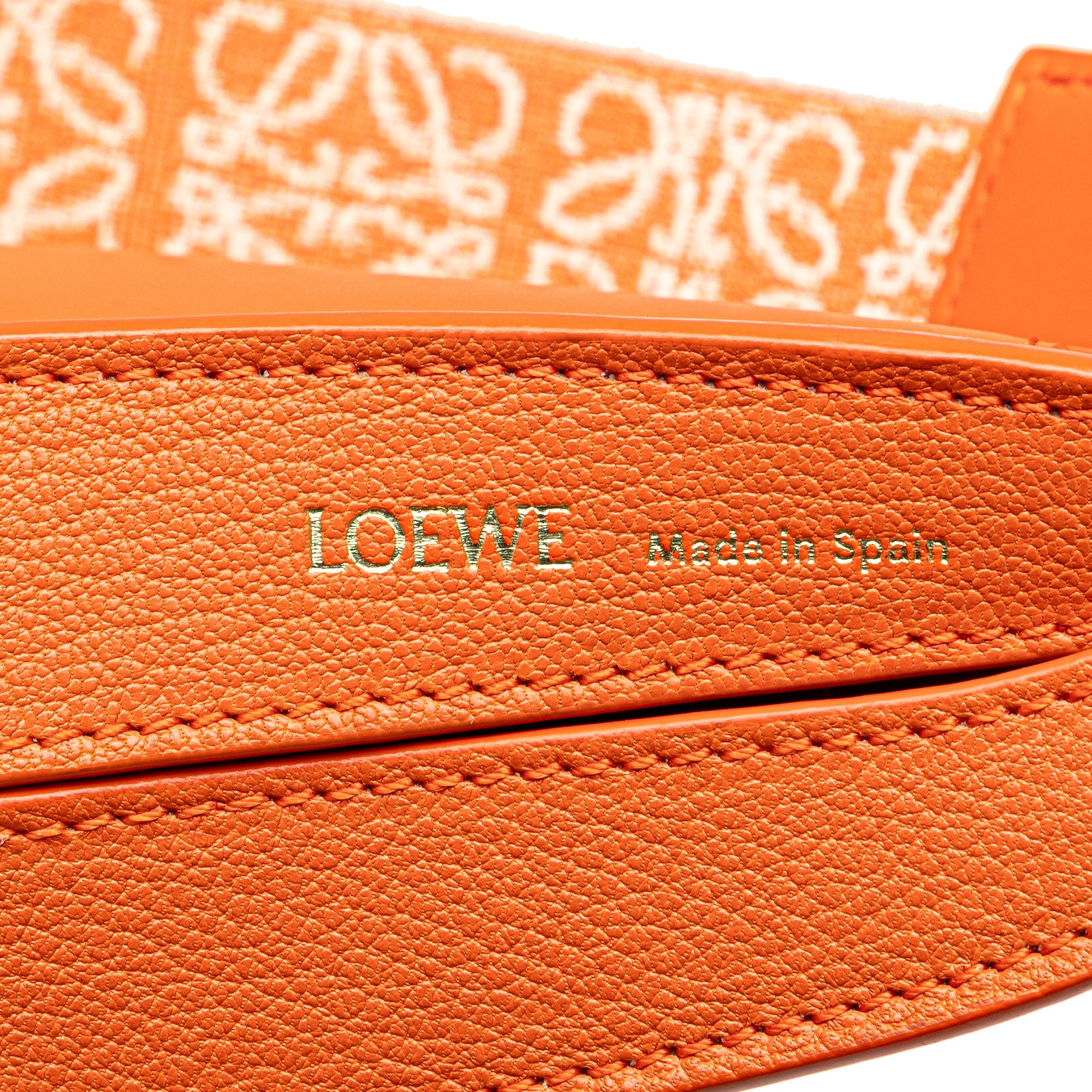 Loewe | Pre-Owned Small Leather Luna Hobo | Orange