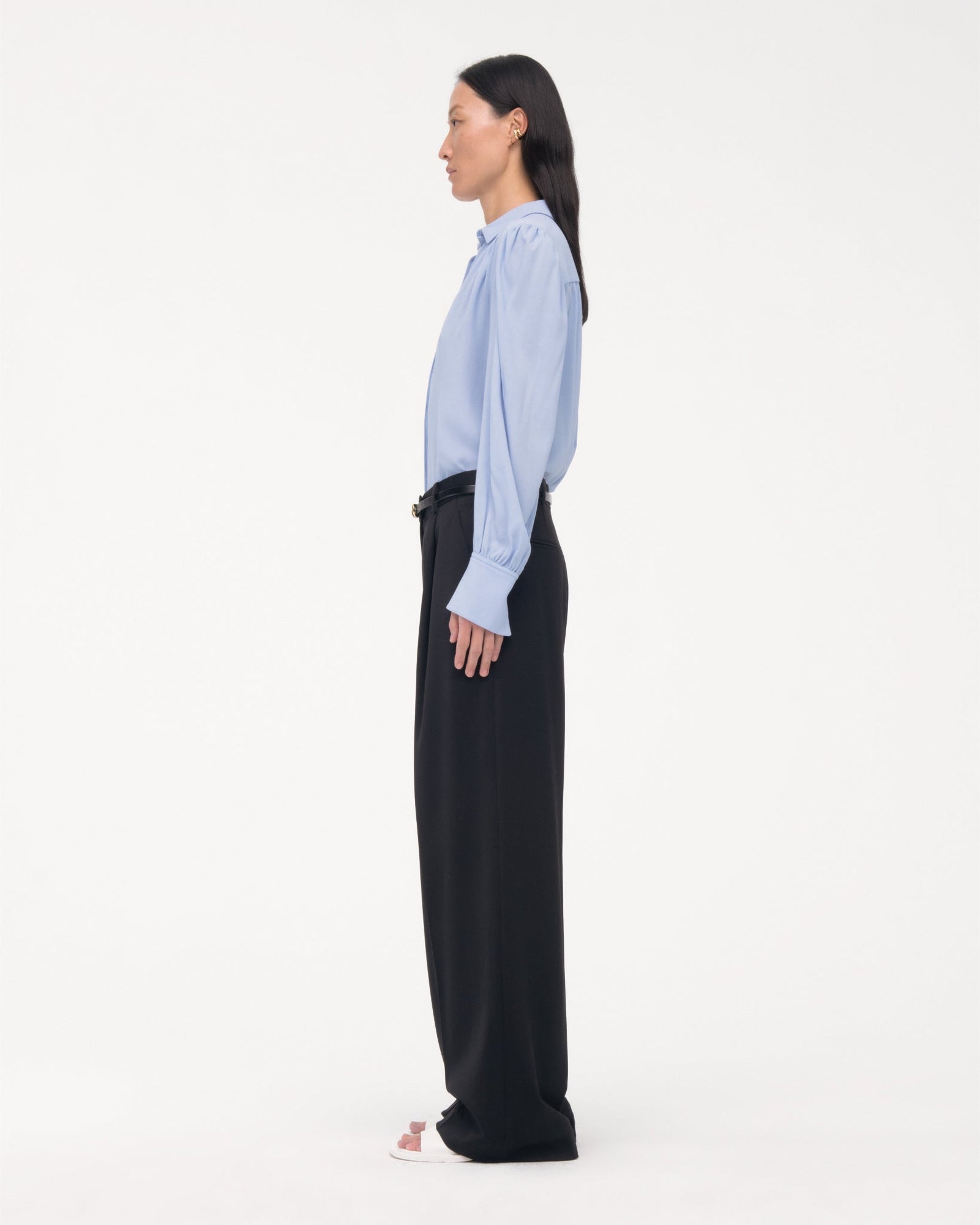 Another Tomorrow Gathered Blouse in Oxford Blue – Viscose Women's Top