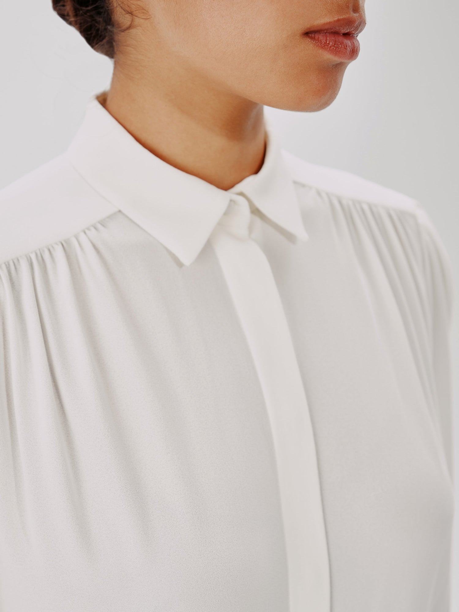 Another Tomorrow Gathered Blouse in White – Viscose Women's Top
