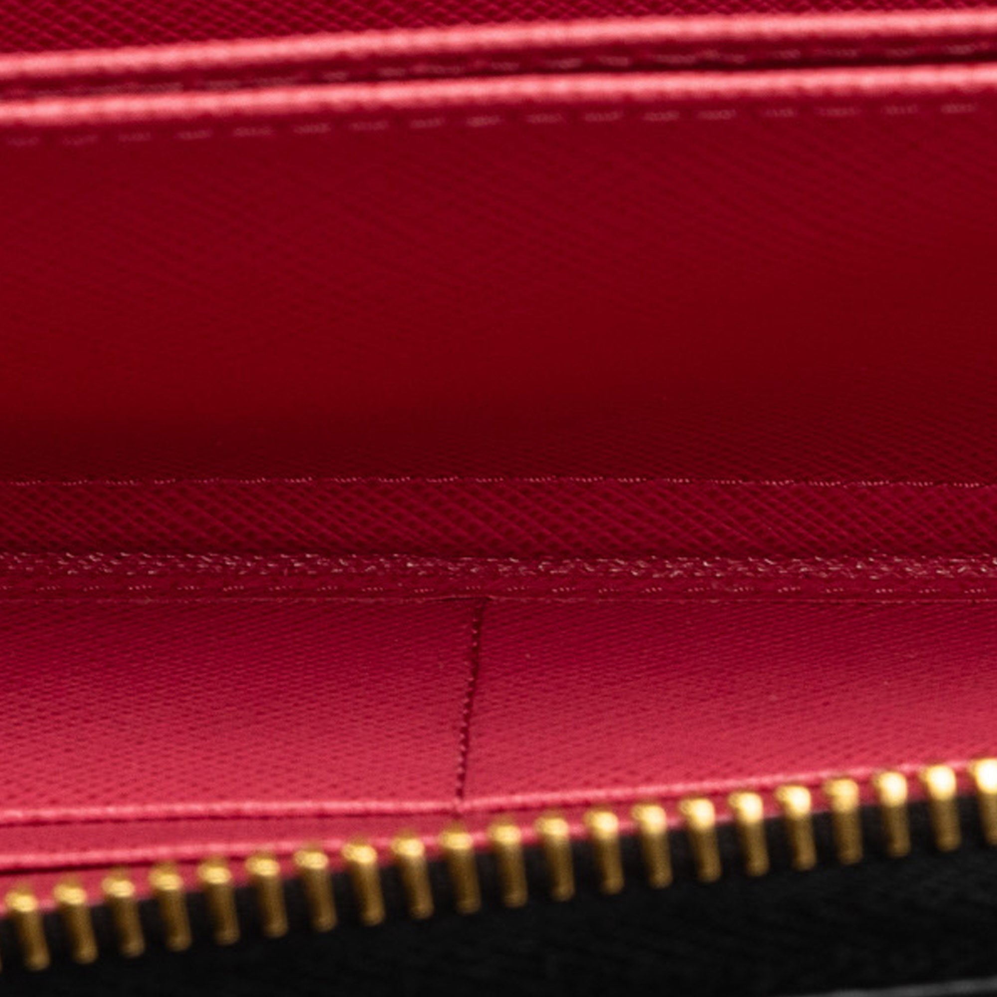 Prada | Pre-Owned x Universal Studios Saffiano Frakenstien Heart Long Wallet | Black