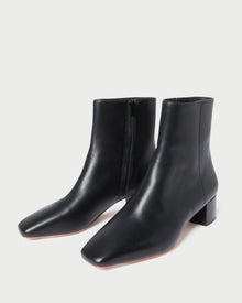 Color: Black