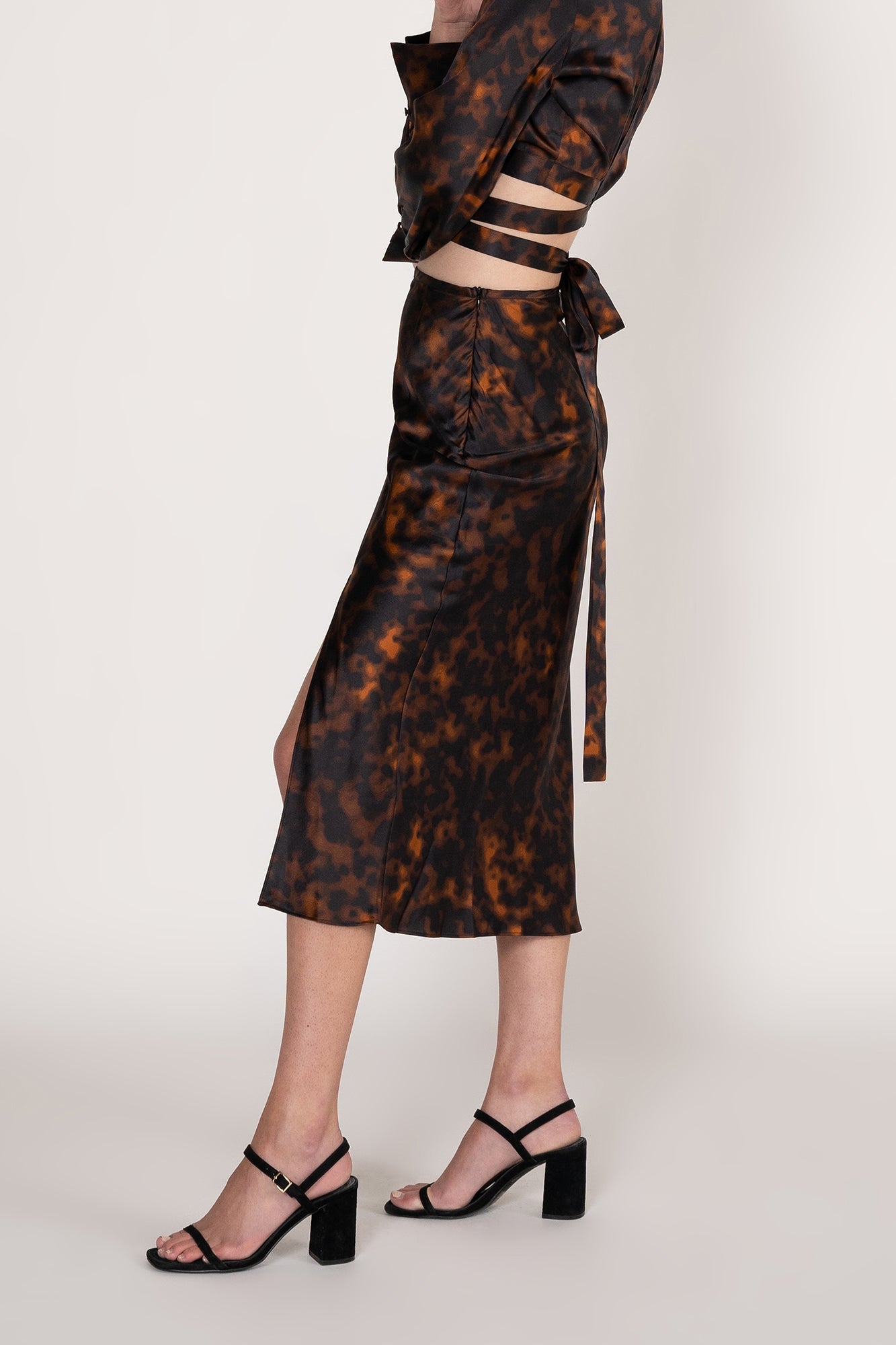 GINIA Thea Slim Line Skirt in Ember