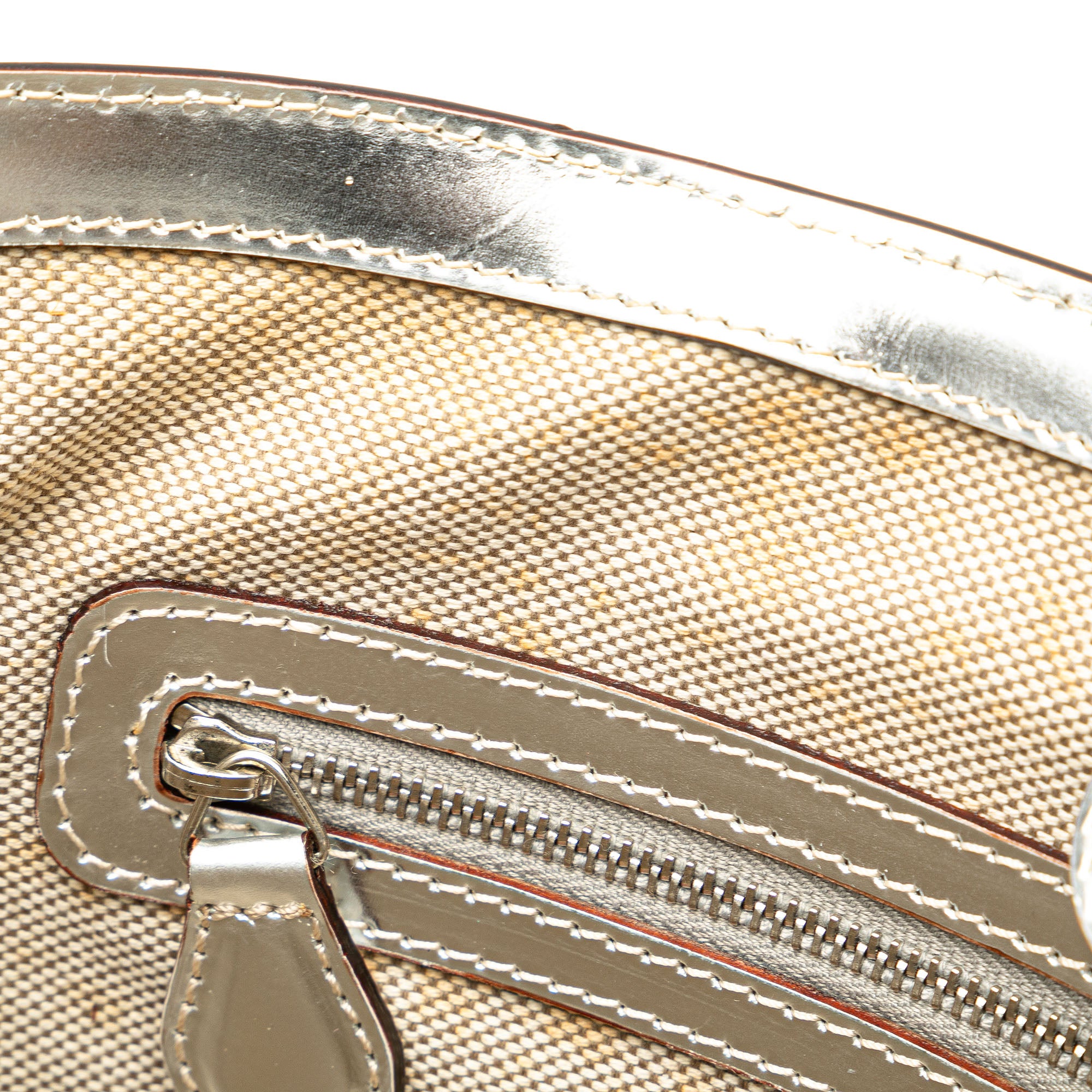 Dior | Pre-Owned Oblique Patent Tote | Silver