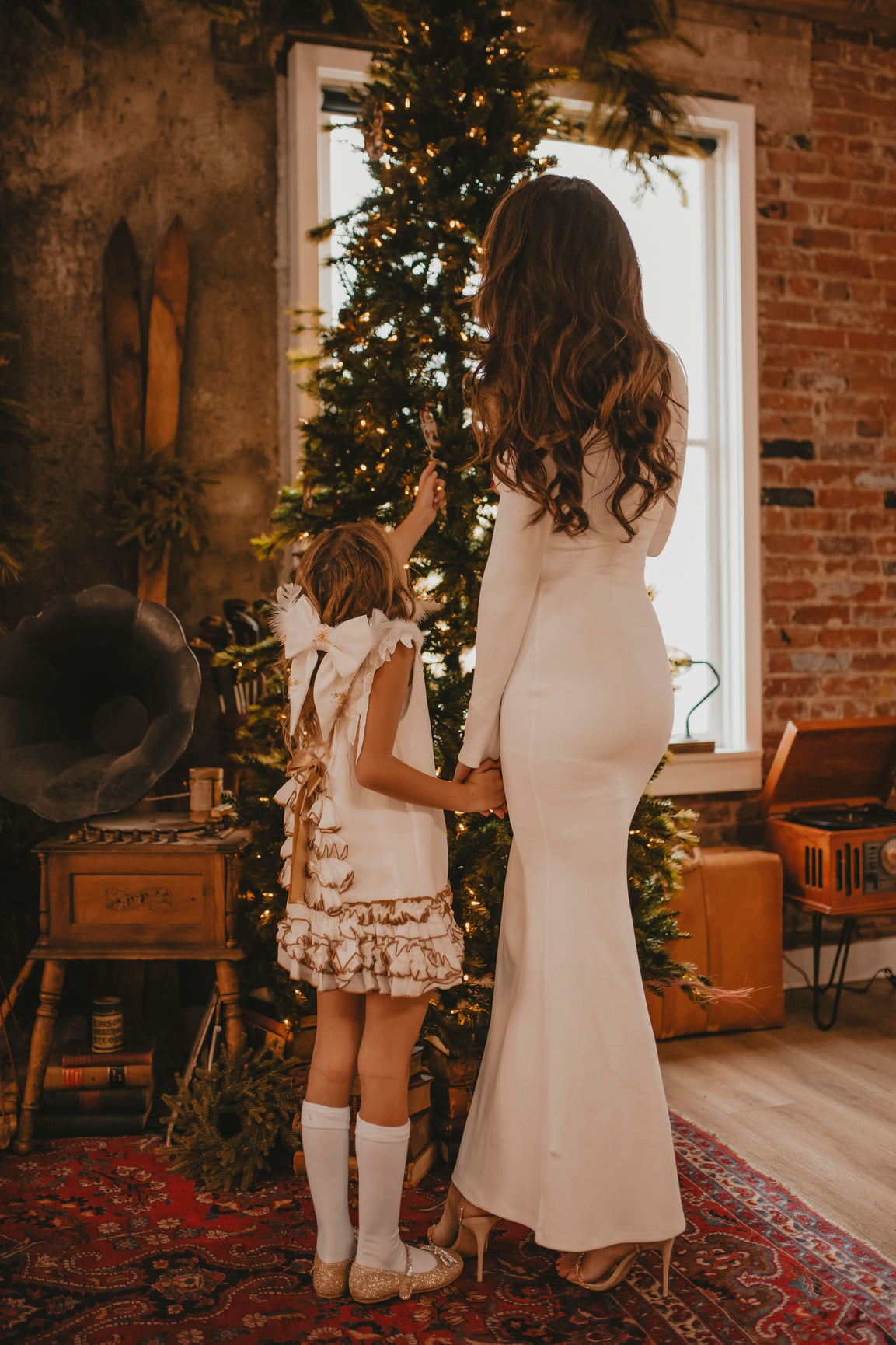 Girl | Angelina Feather Wings Dress | White x Gold