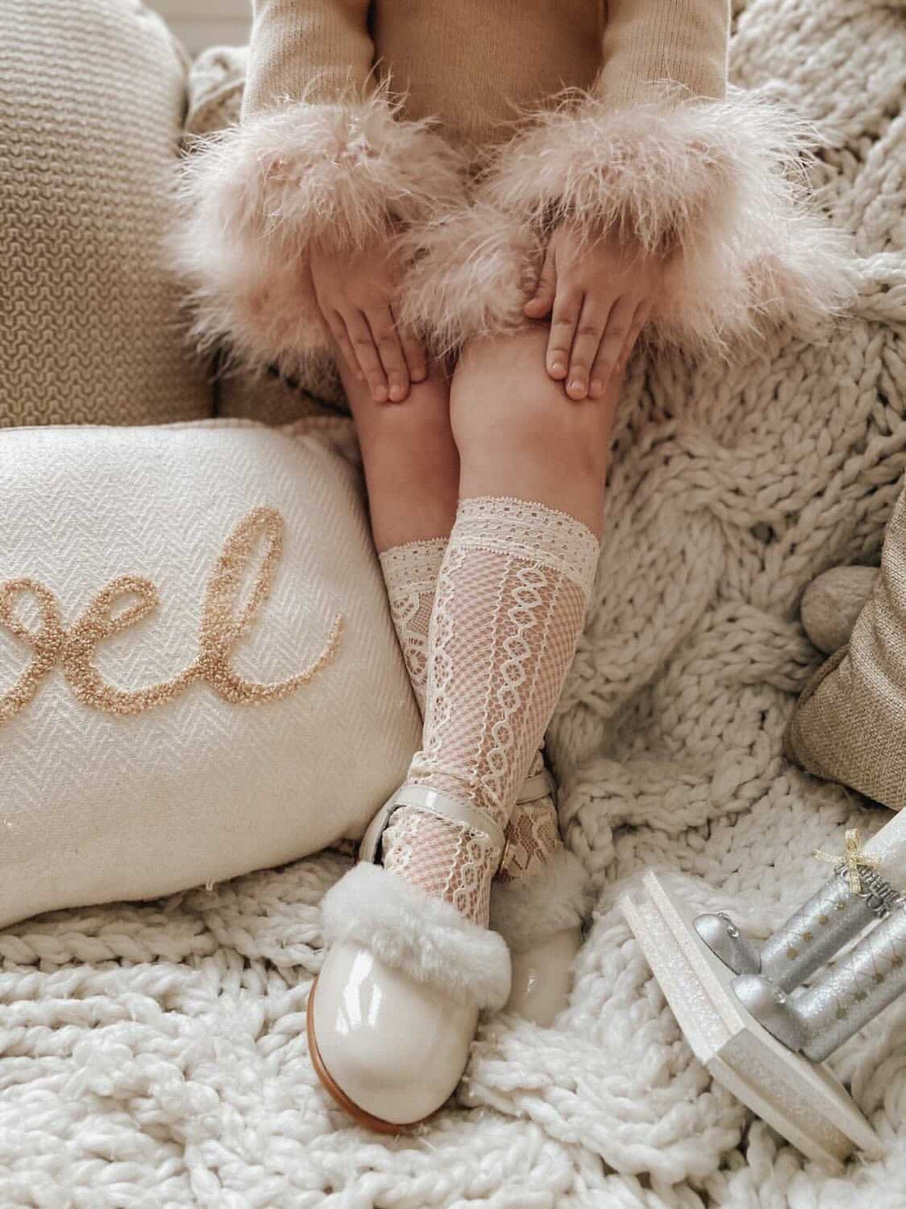 Girl | Daisy Lace Socks Nude | Oatmeal