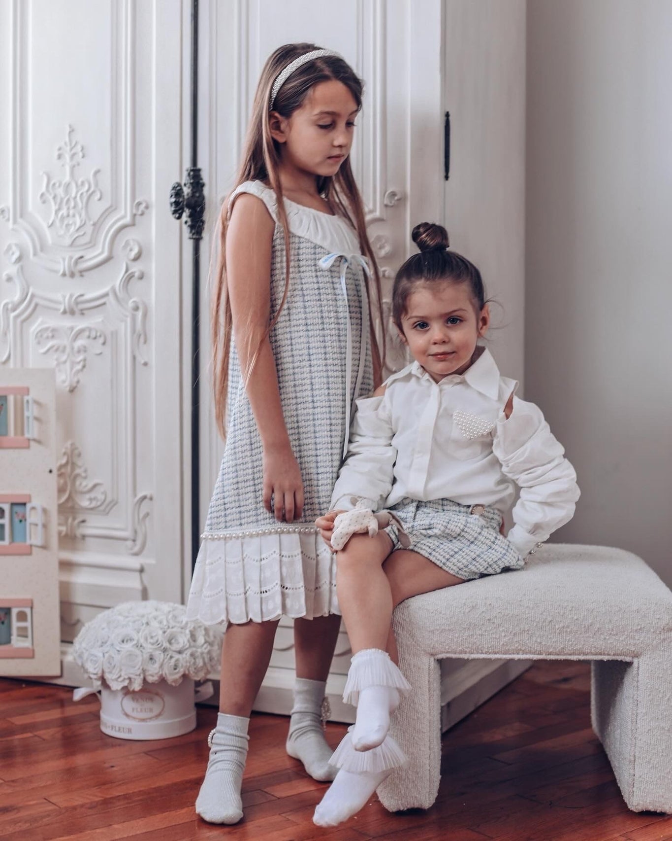 Girl | Iris Tweed Dress | White x Blue