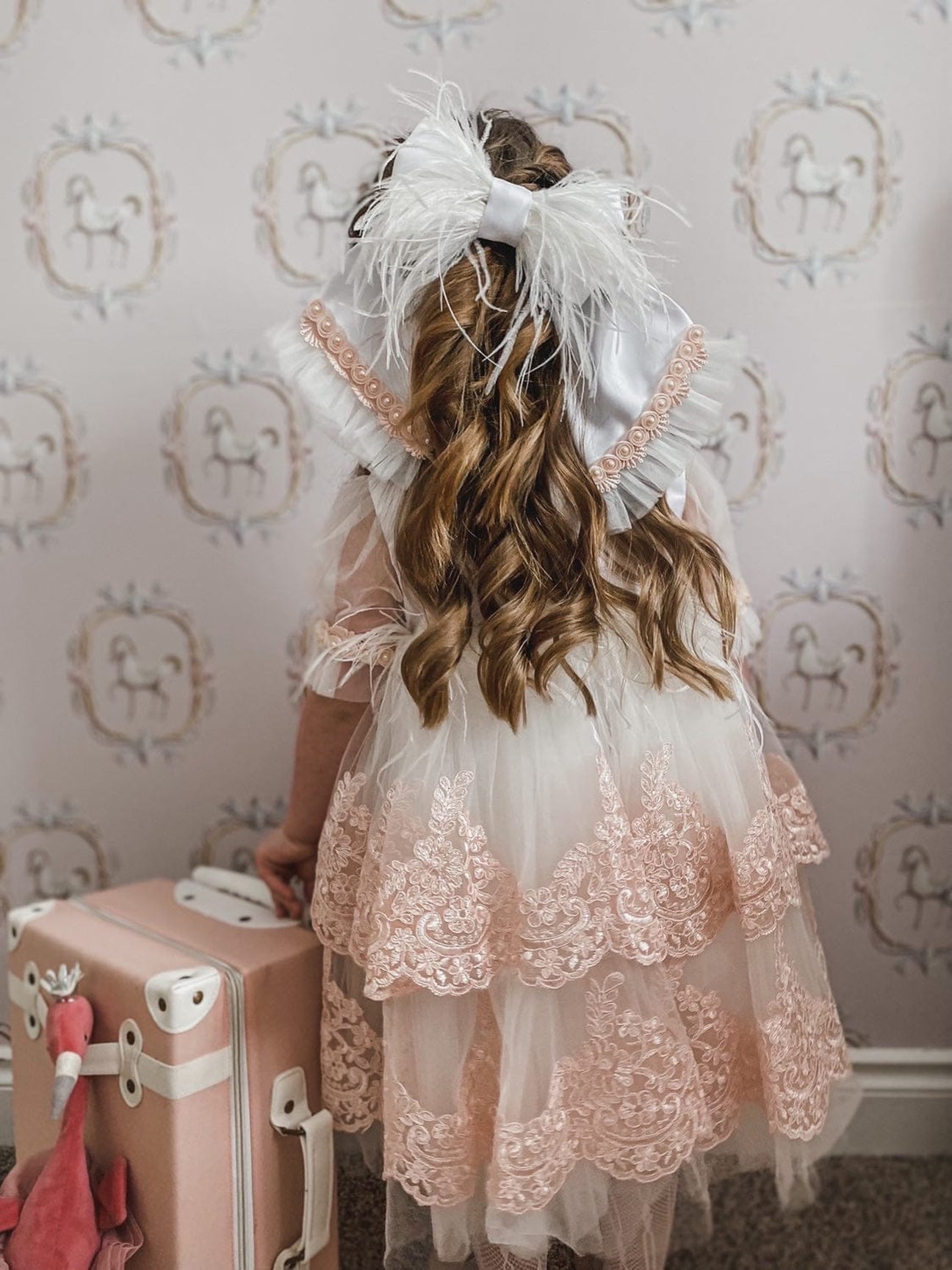 Girl | Laila Large Hair Bow | White