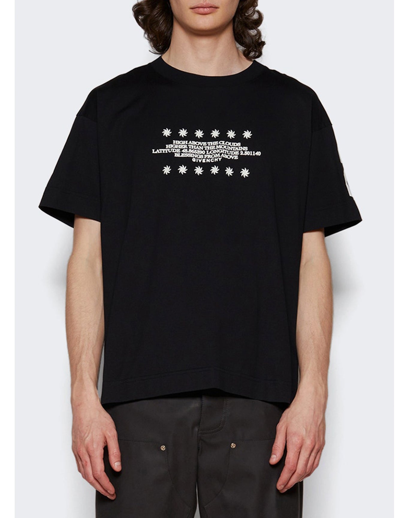Givenchy | Men | Boxy Short Sleeve Tee | Black (V2)