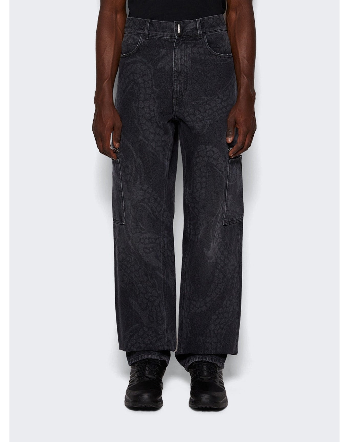 Givenchy | Men | Cargo Pants | Black