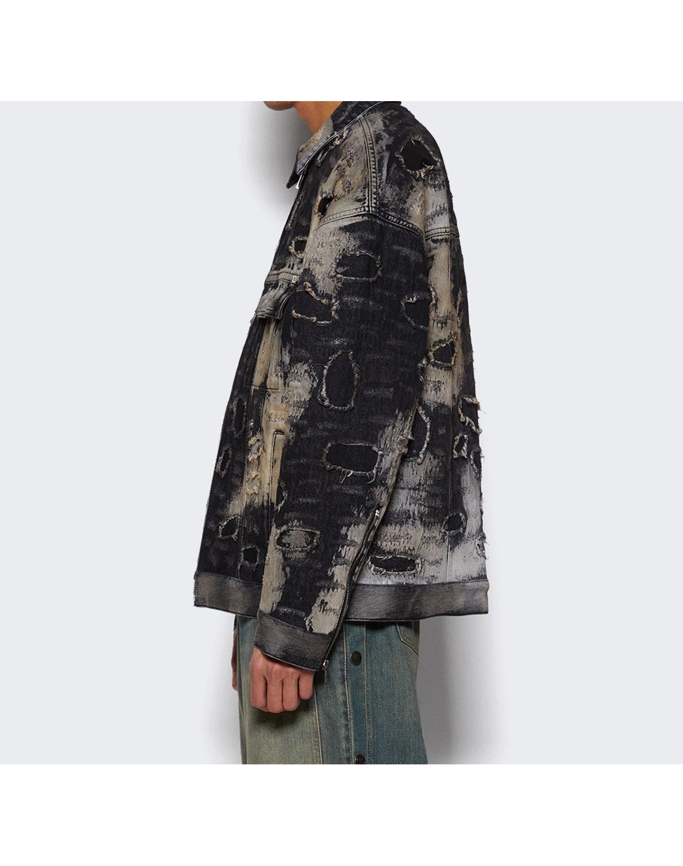 Givenchy | Men | Oversized Fit 4g Rivet Zip Denim Jacket | Black x Beige