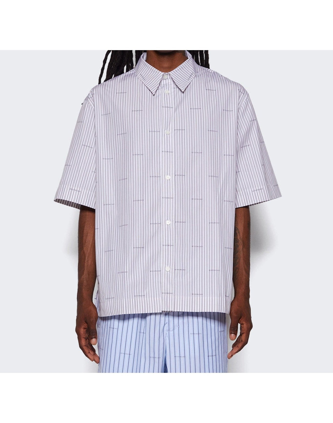 Givenchy | Men | Short Sleeve Boxy Fit Shirt | Grey