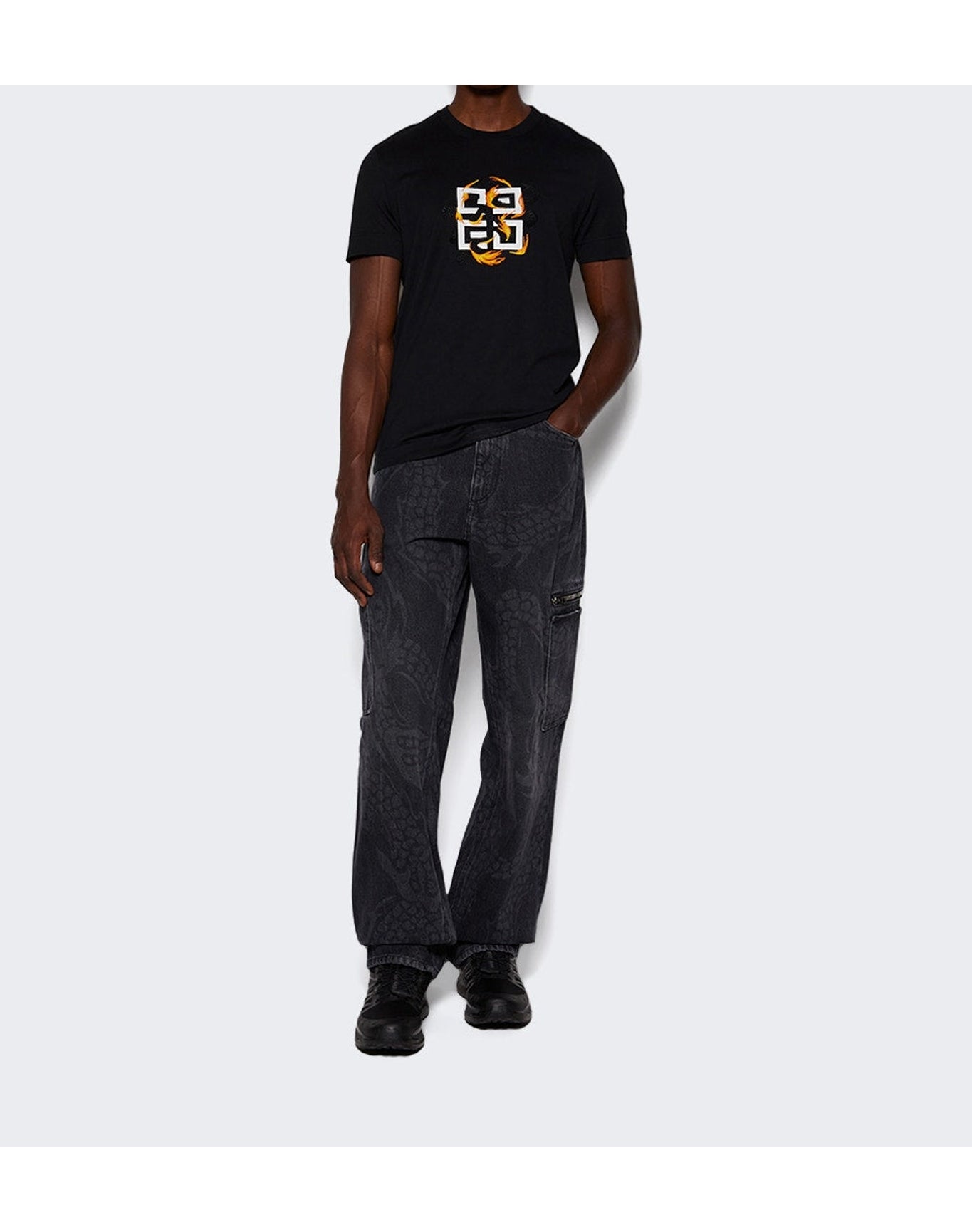 Givenchy | Men | Slim Fit T-shirt | Black