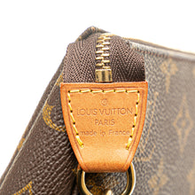 Louis Vuitton | Pre-Owned Monogram Pochette Accessoires | Brown