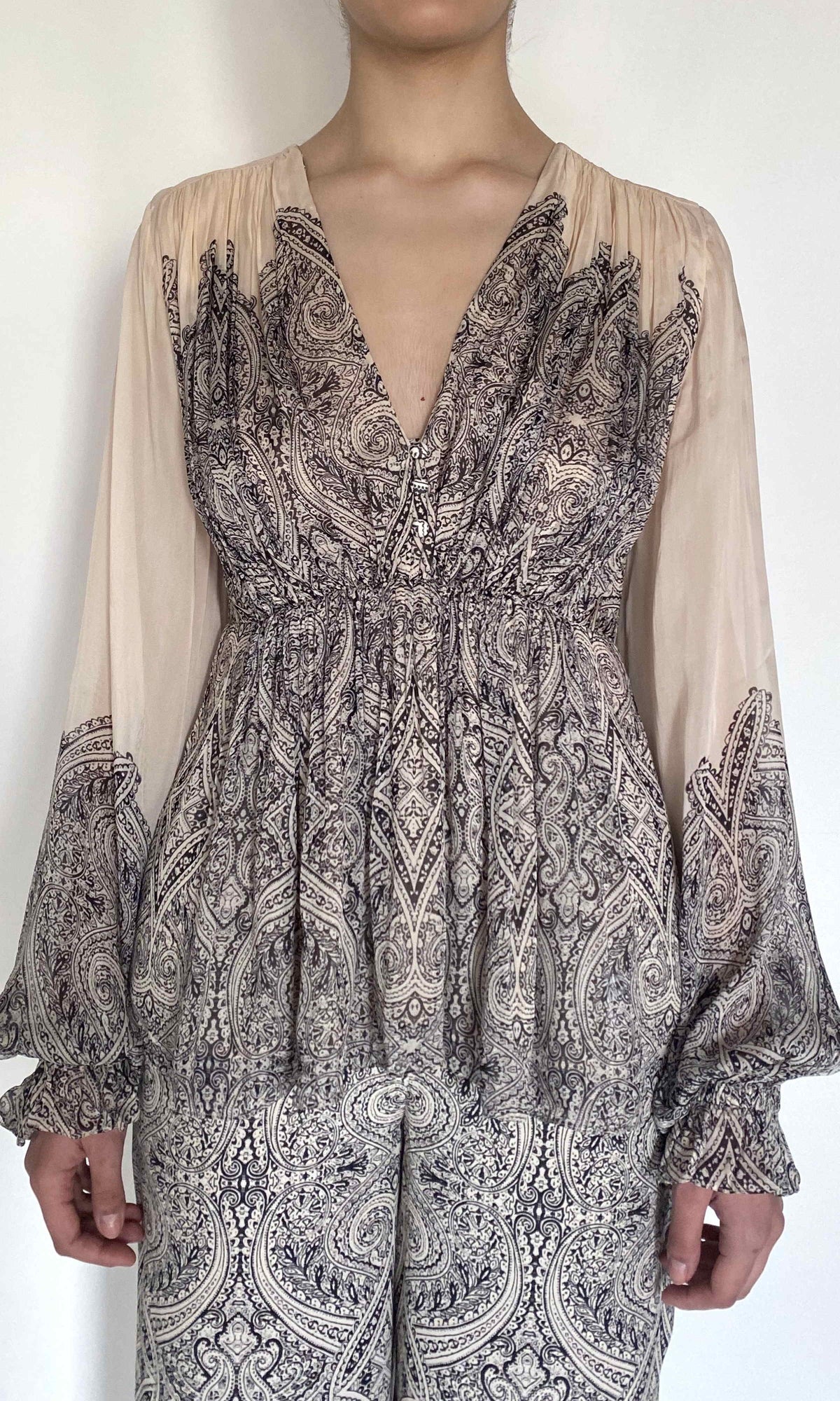 Womens | Chavi Viscose Flat Chiffon Gathered Top | Eggshell