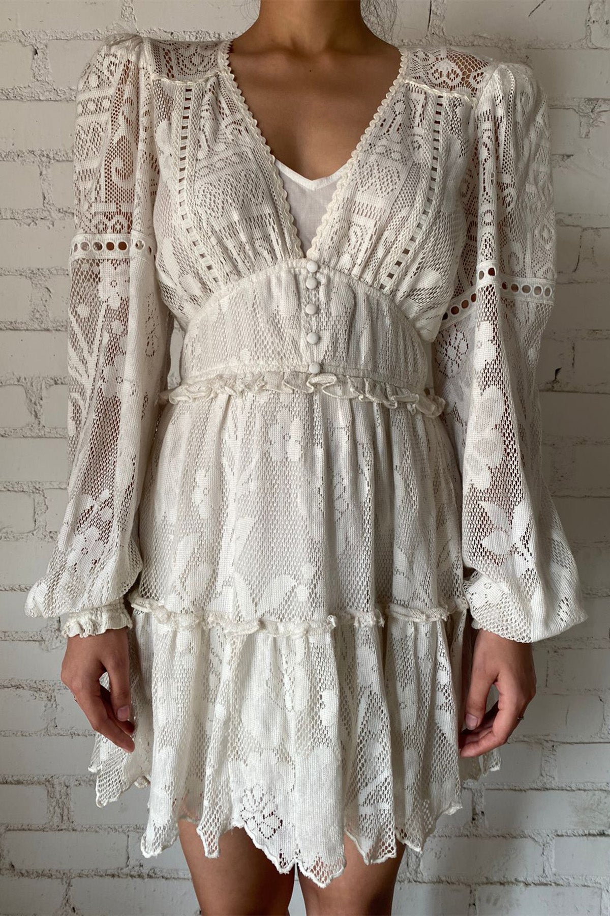 Juhi Short Dress | White