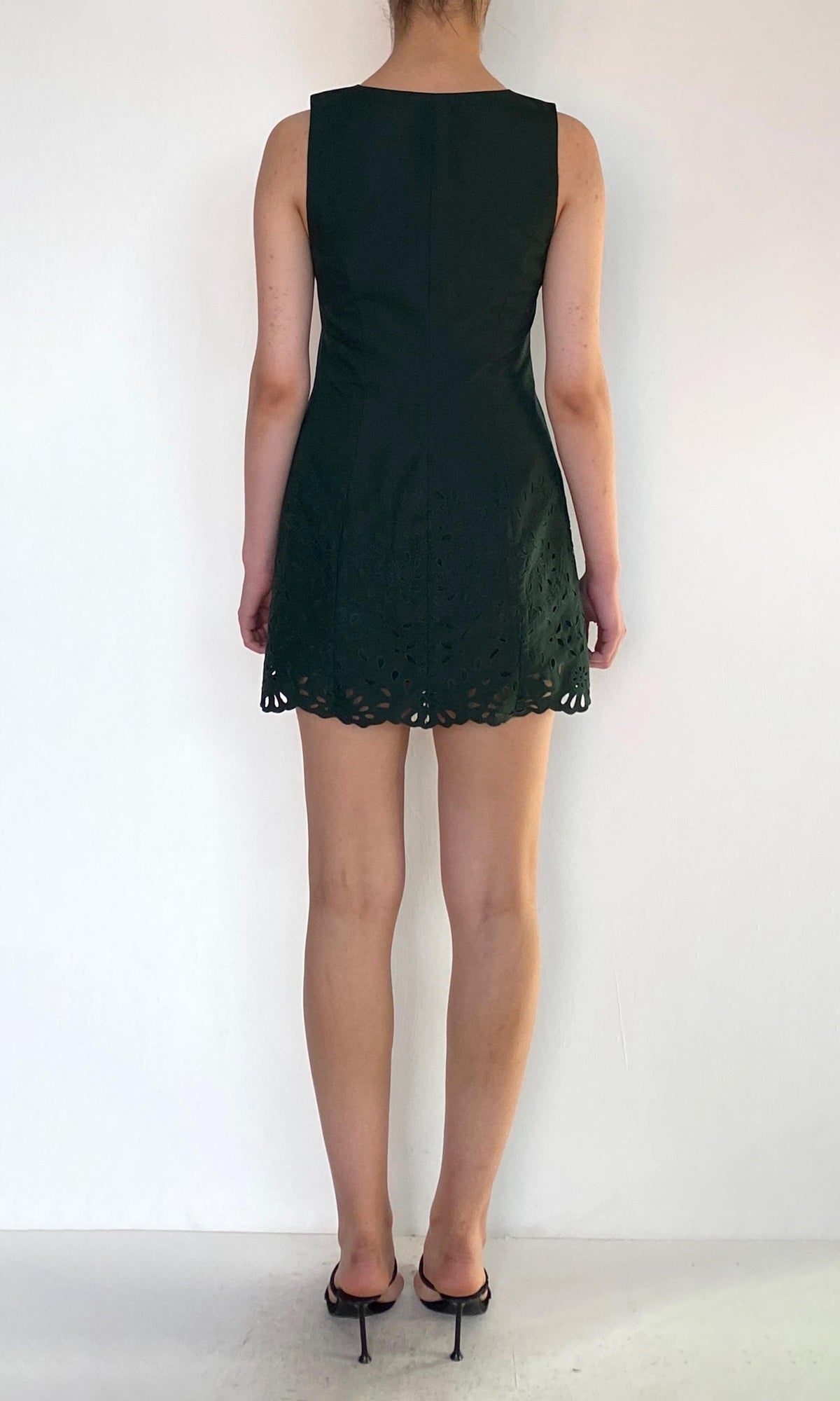 Hemant And Nandita | Kyna Cotton Poplin Roundneck Mini Dress | Green
