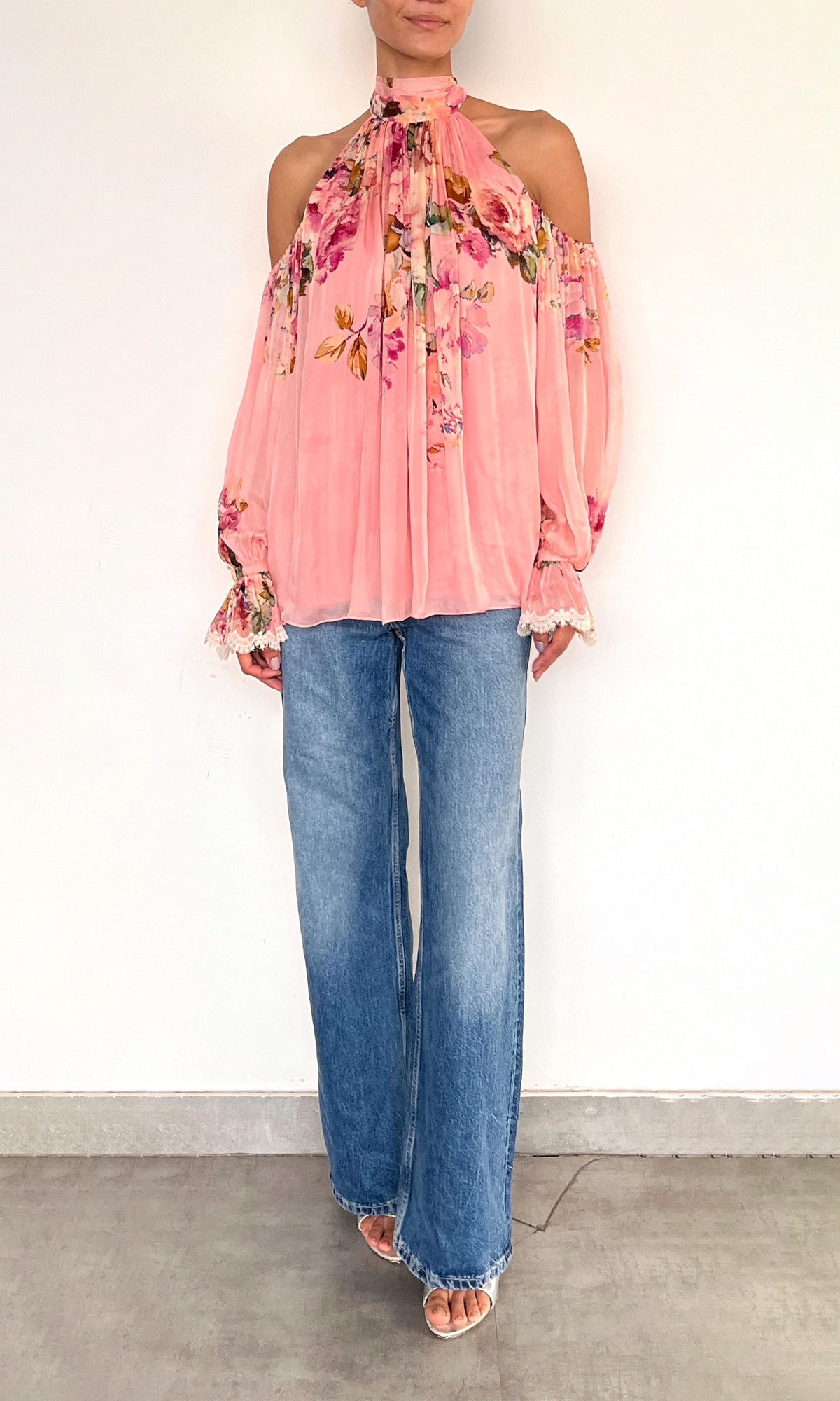 Hemant And Nandita | Niva Viscose Flat Chiffon Neck Tie Detail Top | Pink Floral