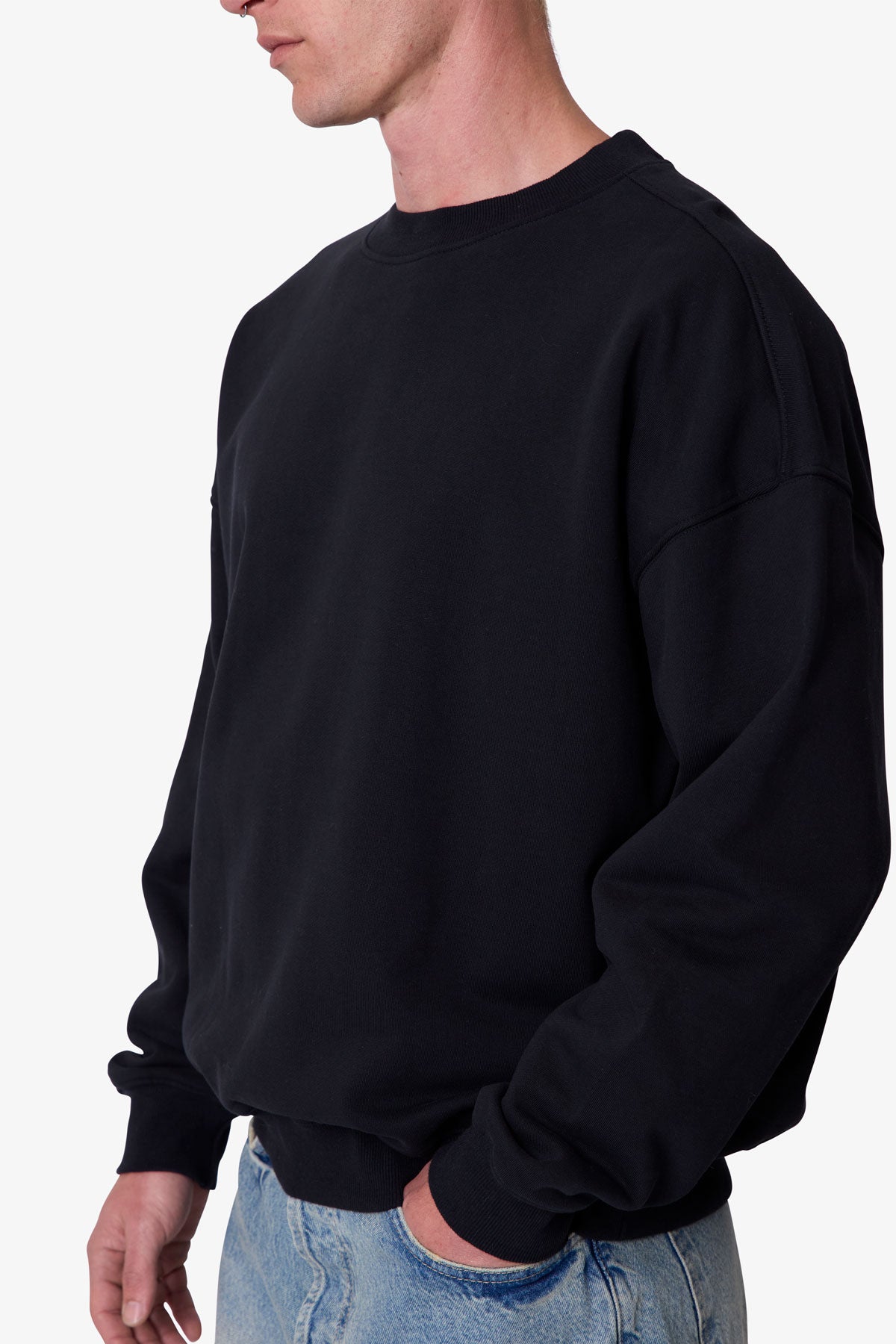 Heavy Basic Crewneck Sweater | Black
