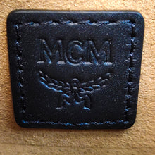 MCM | Pre-Owned Mode Travia Flap | Black