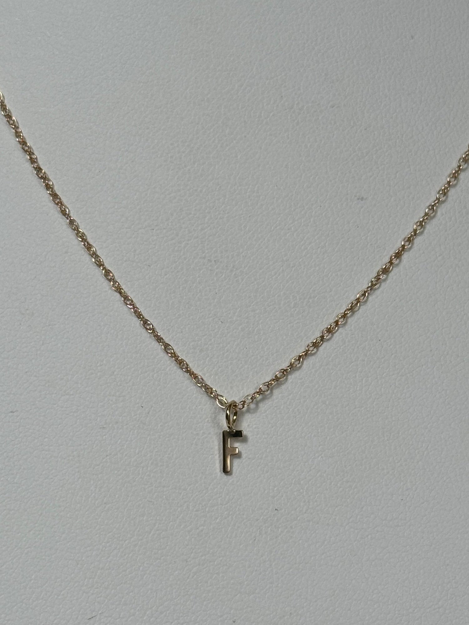 Initial Necklace | 10K Yellow Gold
