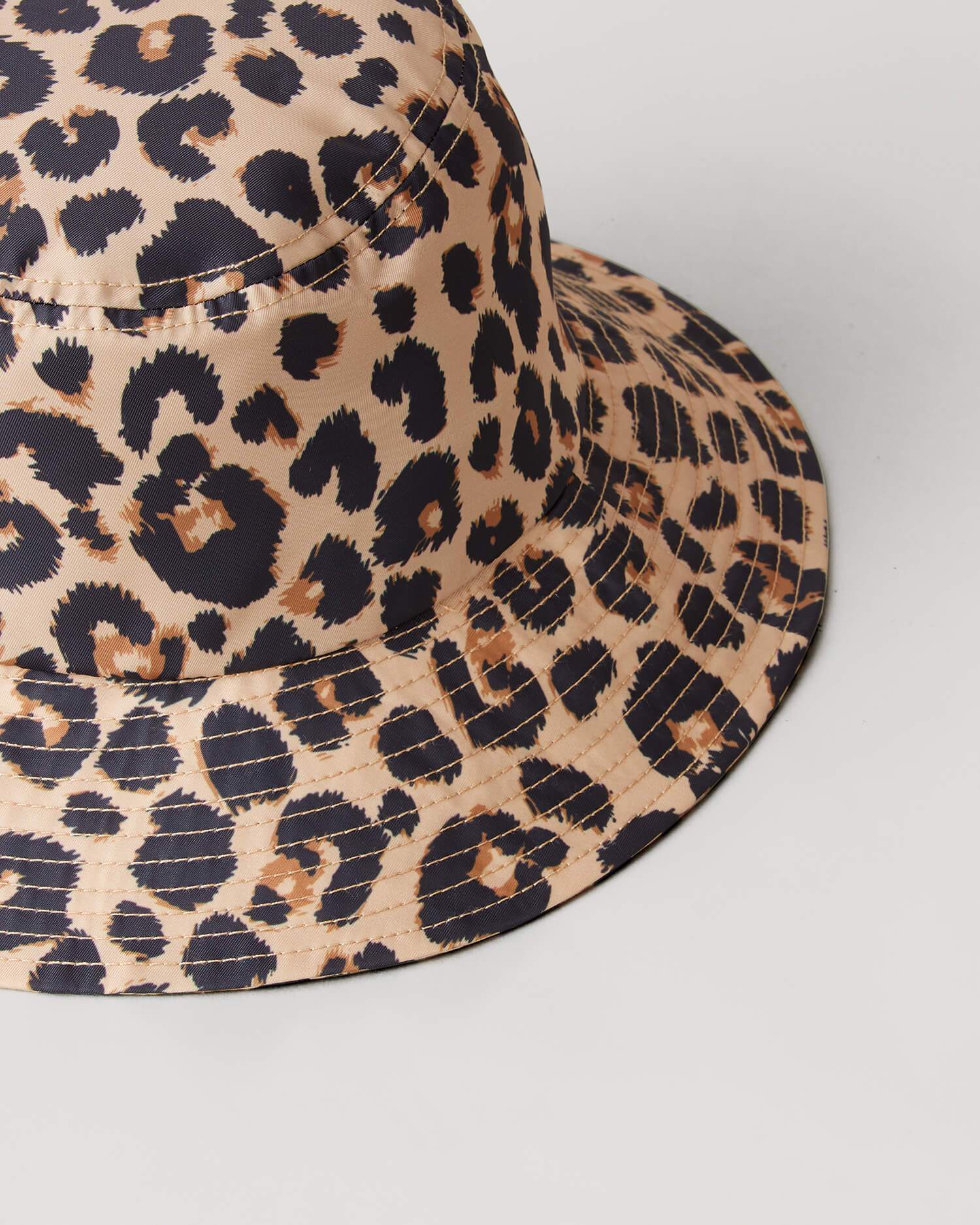 Color:Leopard