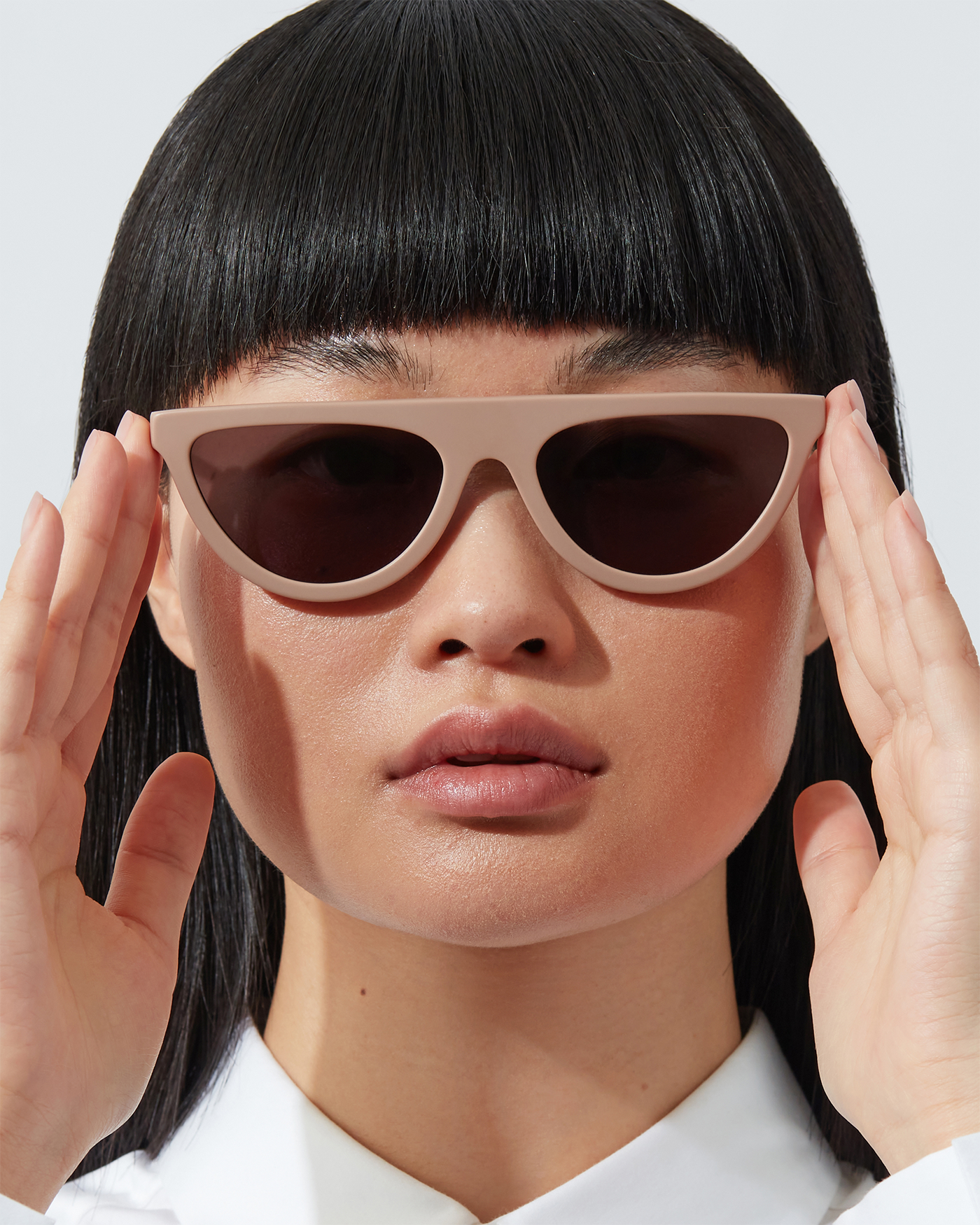 The Brow | Matte Camel | Grey Lenses