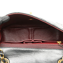 Chanel | Pre-Owned Small Square Quilted Lambskin Flap - II | Black