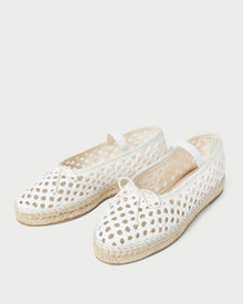 Color: White