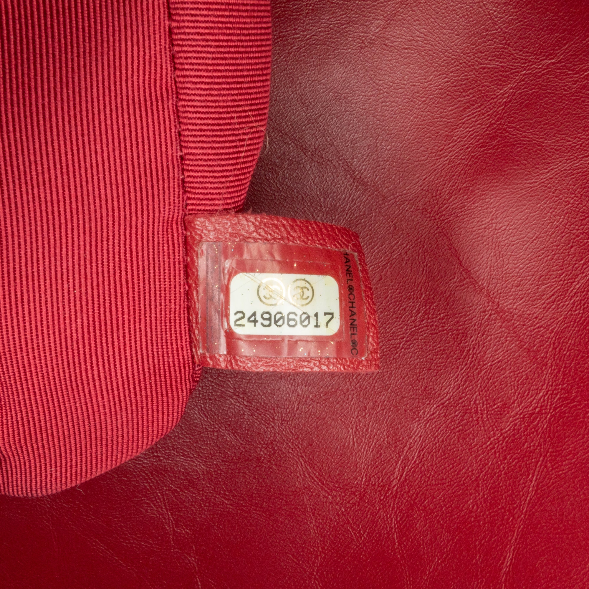 Chanel | Pre-Owned CC Chevron Calfskin Top Handle Flap | Red