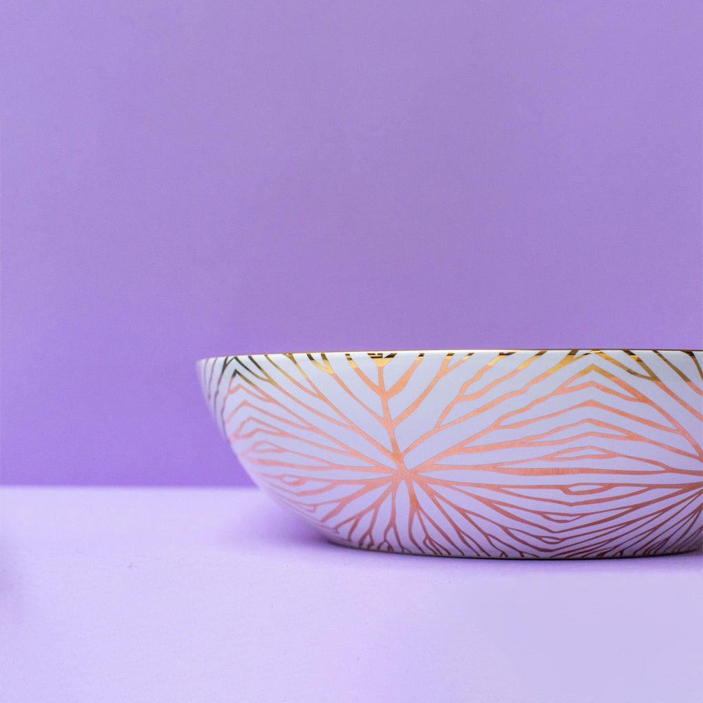 Talianna Lily Pad Serving Bowl | White | Ceramic with 24K Gold Details